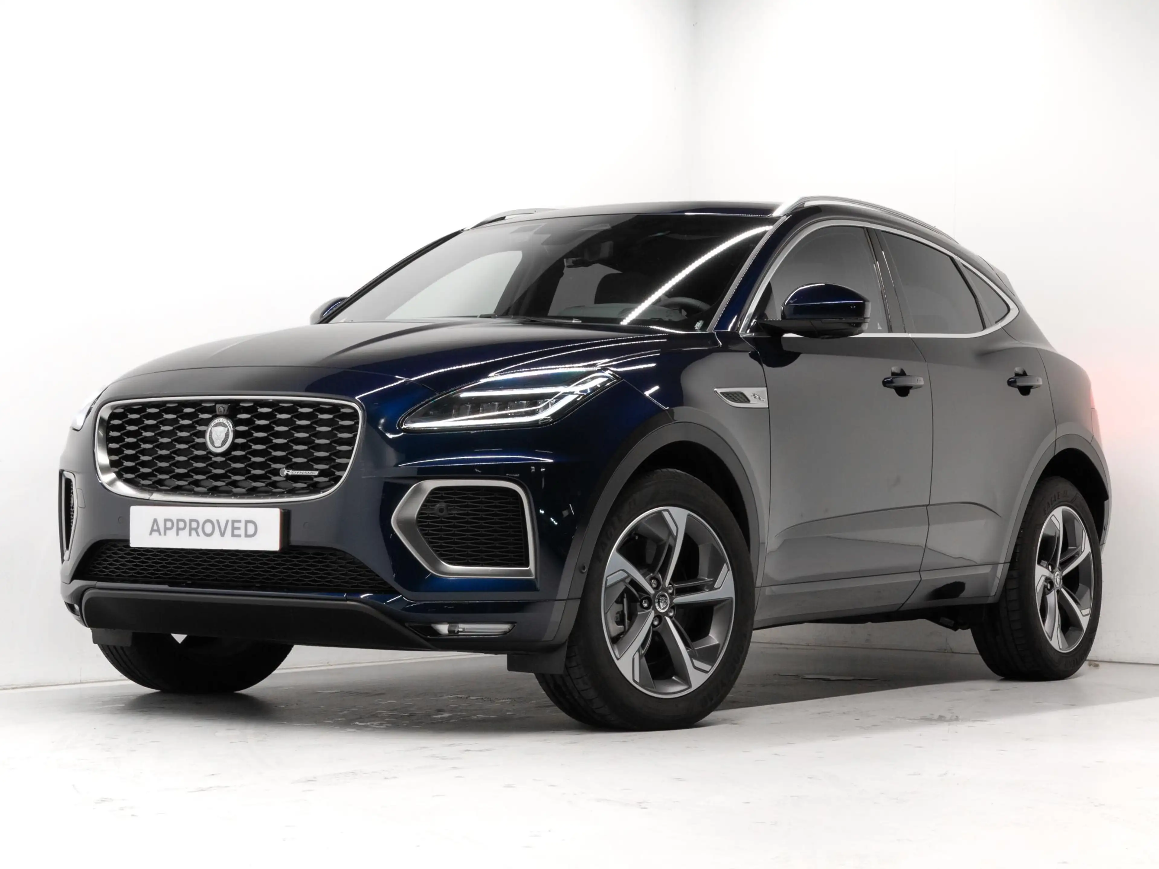 Jaguar E-Pace 2.0 D200 AWD R-Dynamic SE