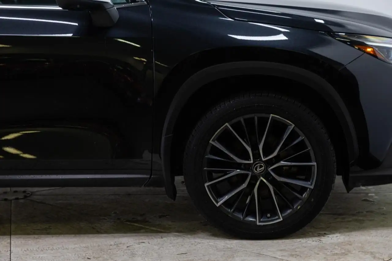 Lexus NX снимка Lexus NX