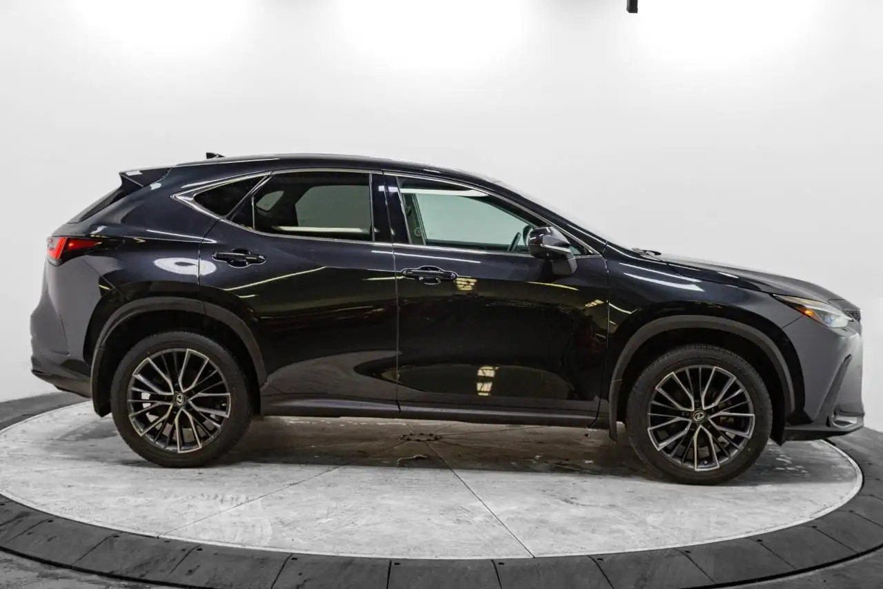 Lexus NX снимка Lexus NX