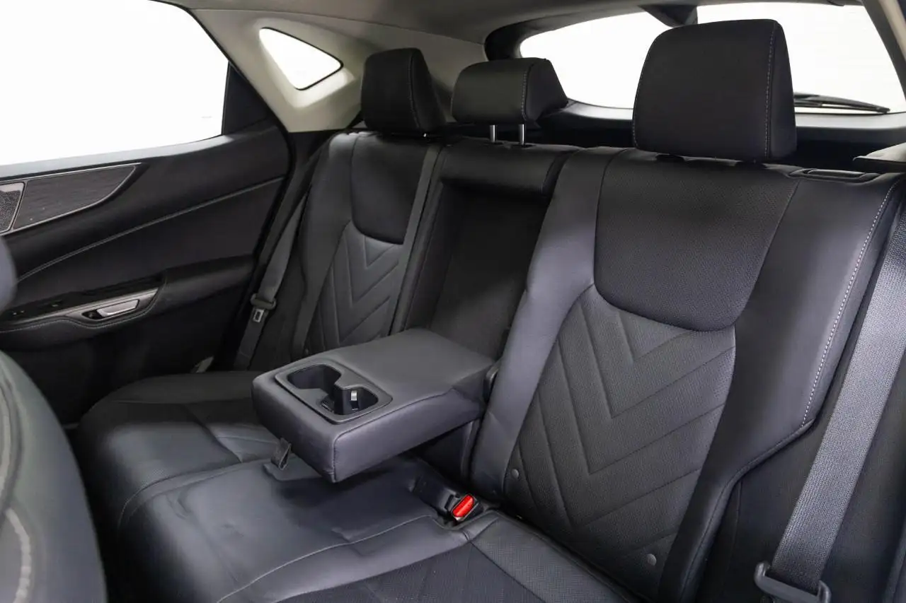 Lexus NX снимка Lexus NX