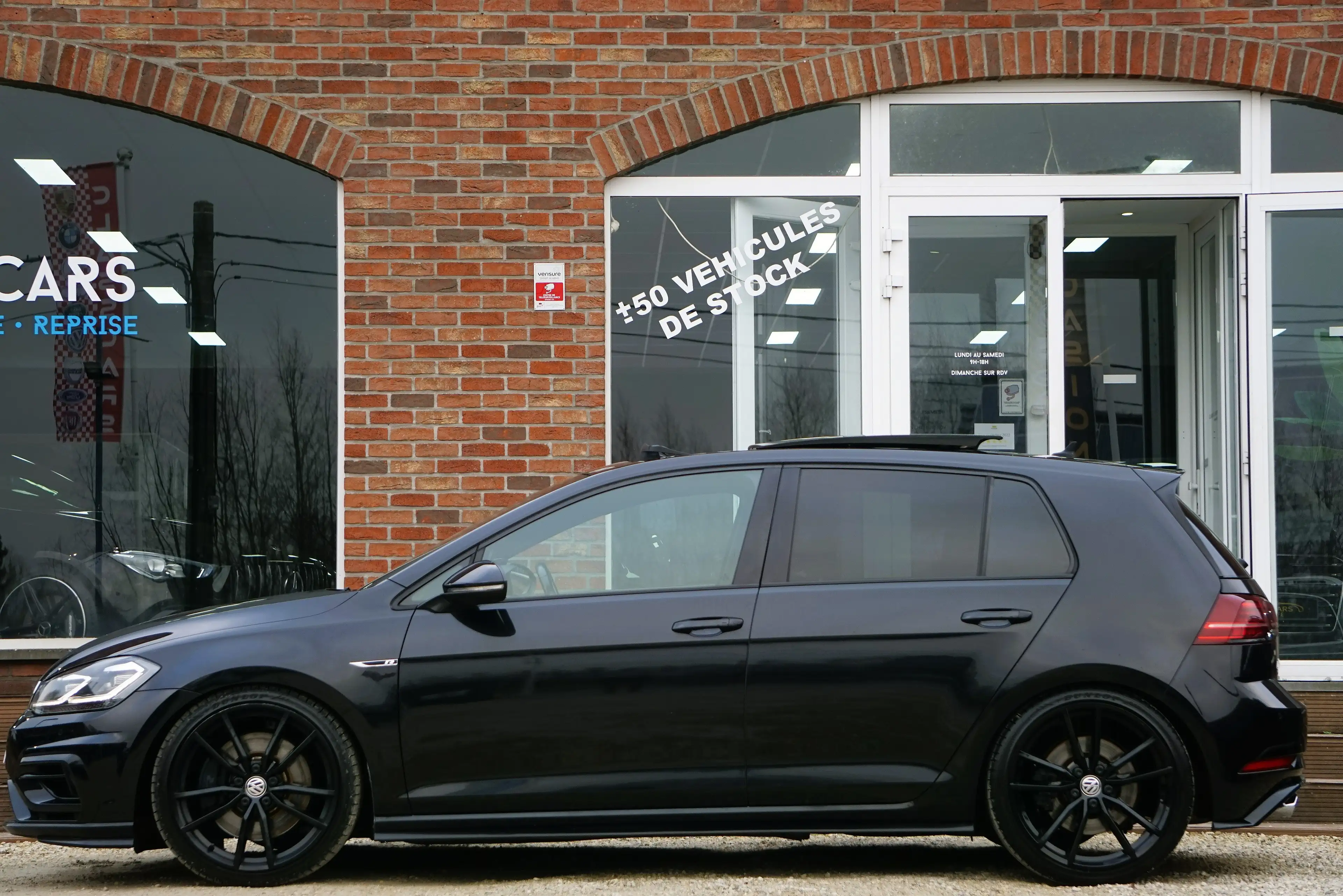 Volkswagen Golf R 2.0 TSI 4Motion COCKPIT DSG PANO CAM DISTRONIC EU6 — photo 6