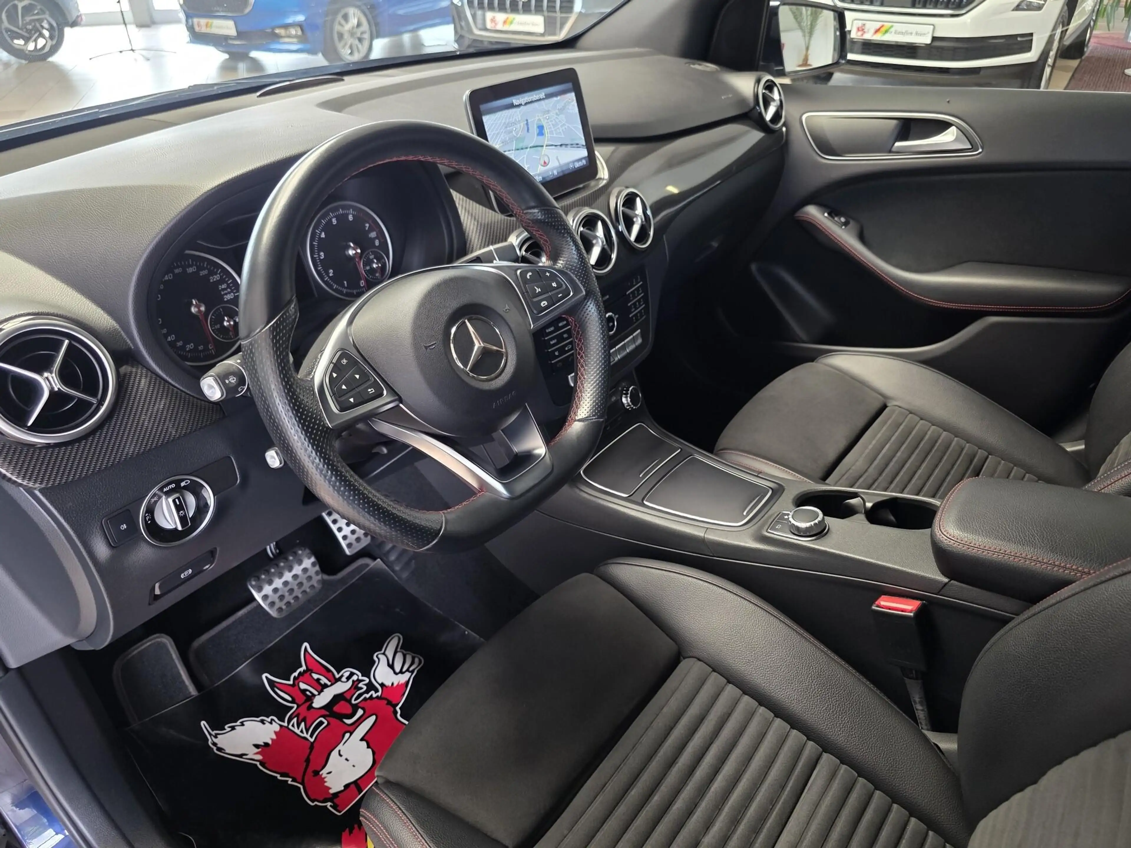 Mercedes-Benz B 180 B180 AMG Line Autom./1.Hand/Navi/LED/Kamera — photo 15