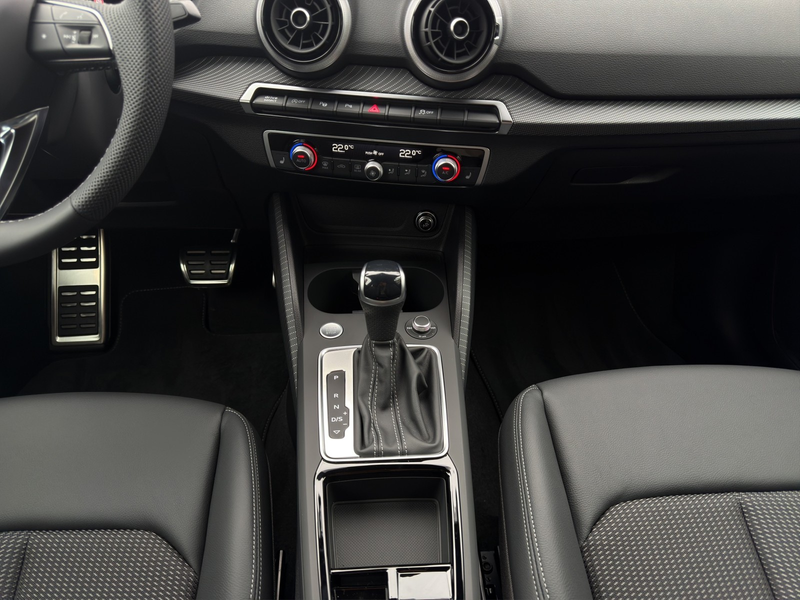 Audi Q2 35 TFSI s-tronic S line Navi+Matrix+Kamera — photo 10