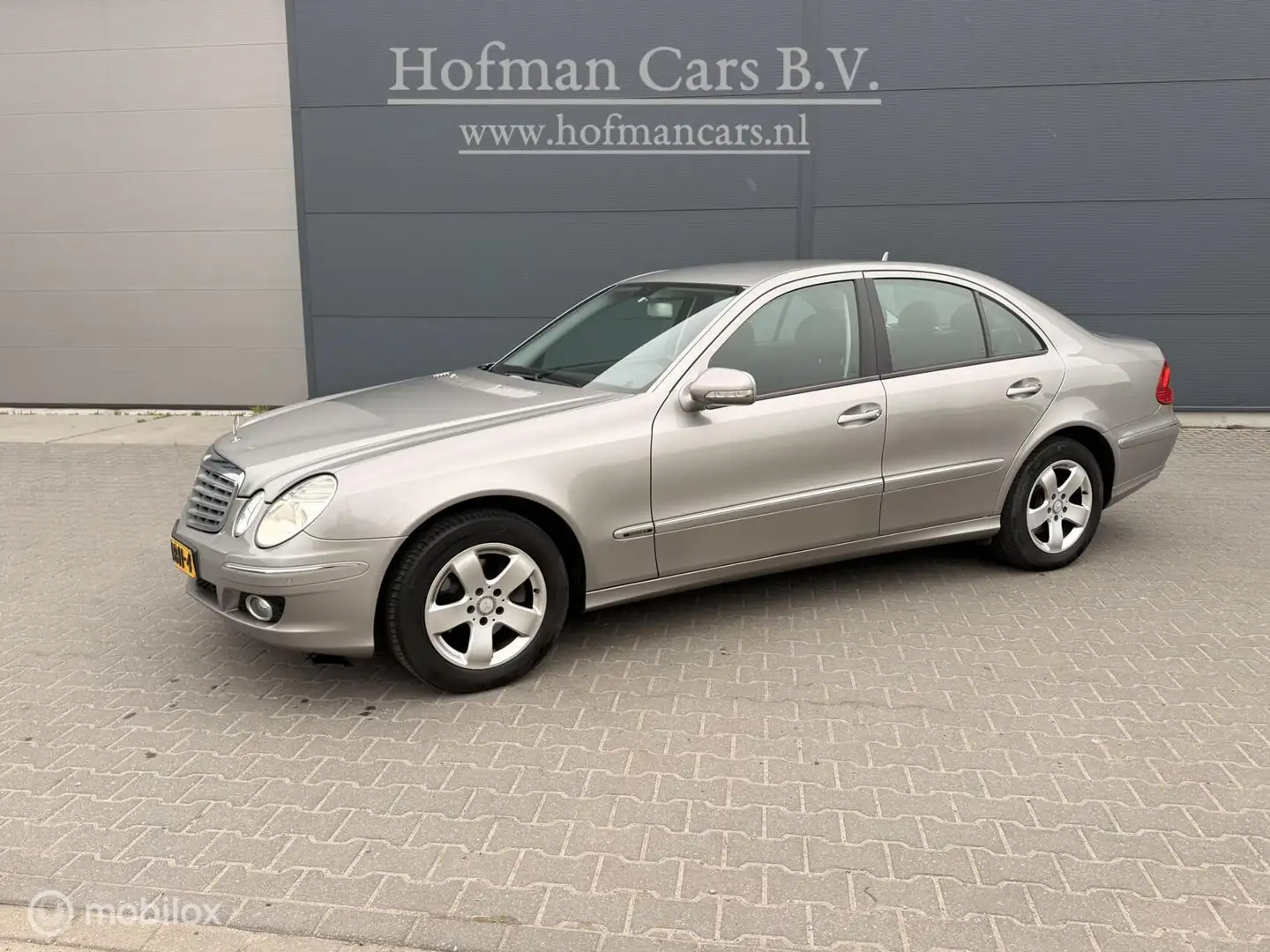 Mercedes-Benz E 230 Business Class Elegance Grau - 2
