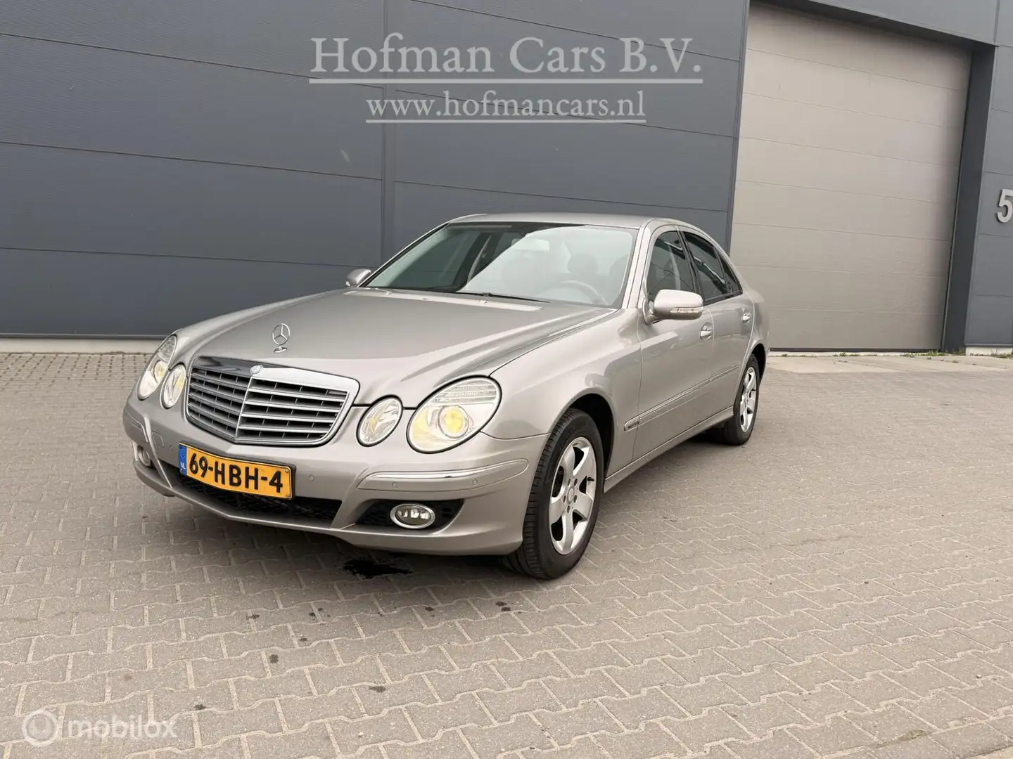 Mercedes-Benz E 230 Business Class Elegance Grau - 1