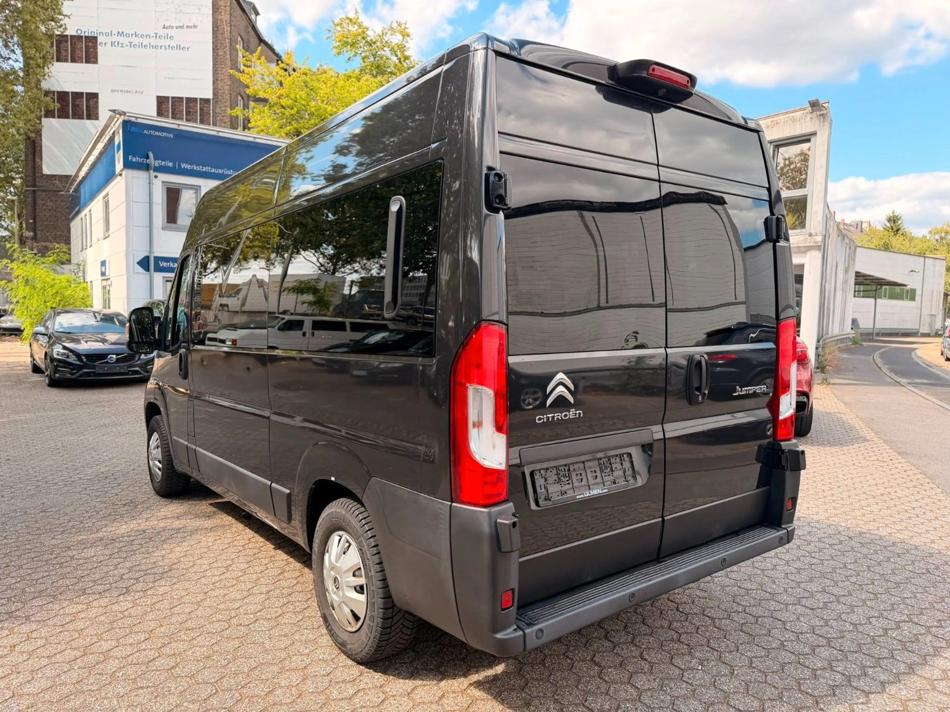Citroen Jumper Kombi 33 L2H2 Live 9 Sitzer mit Rampe — photo 4