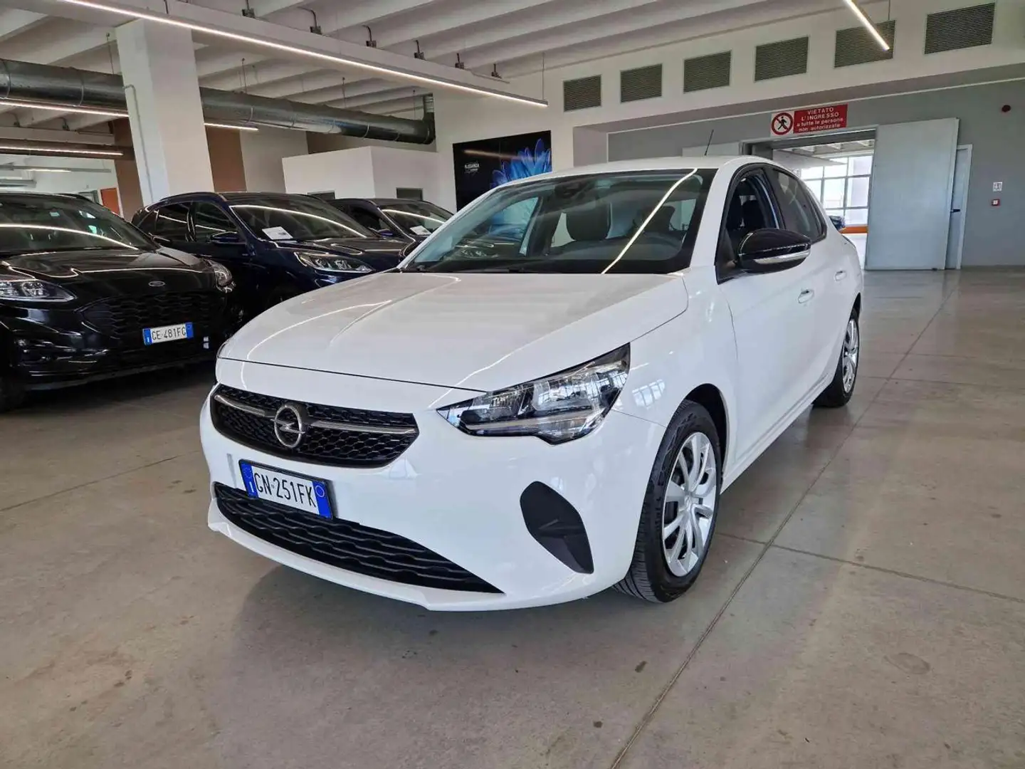 Opel Corsa 1.2 Bianco - 1