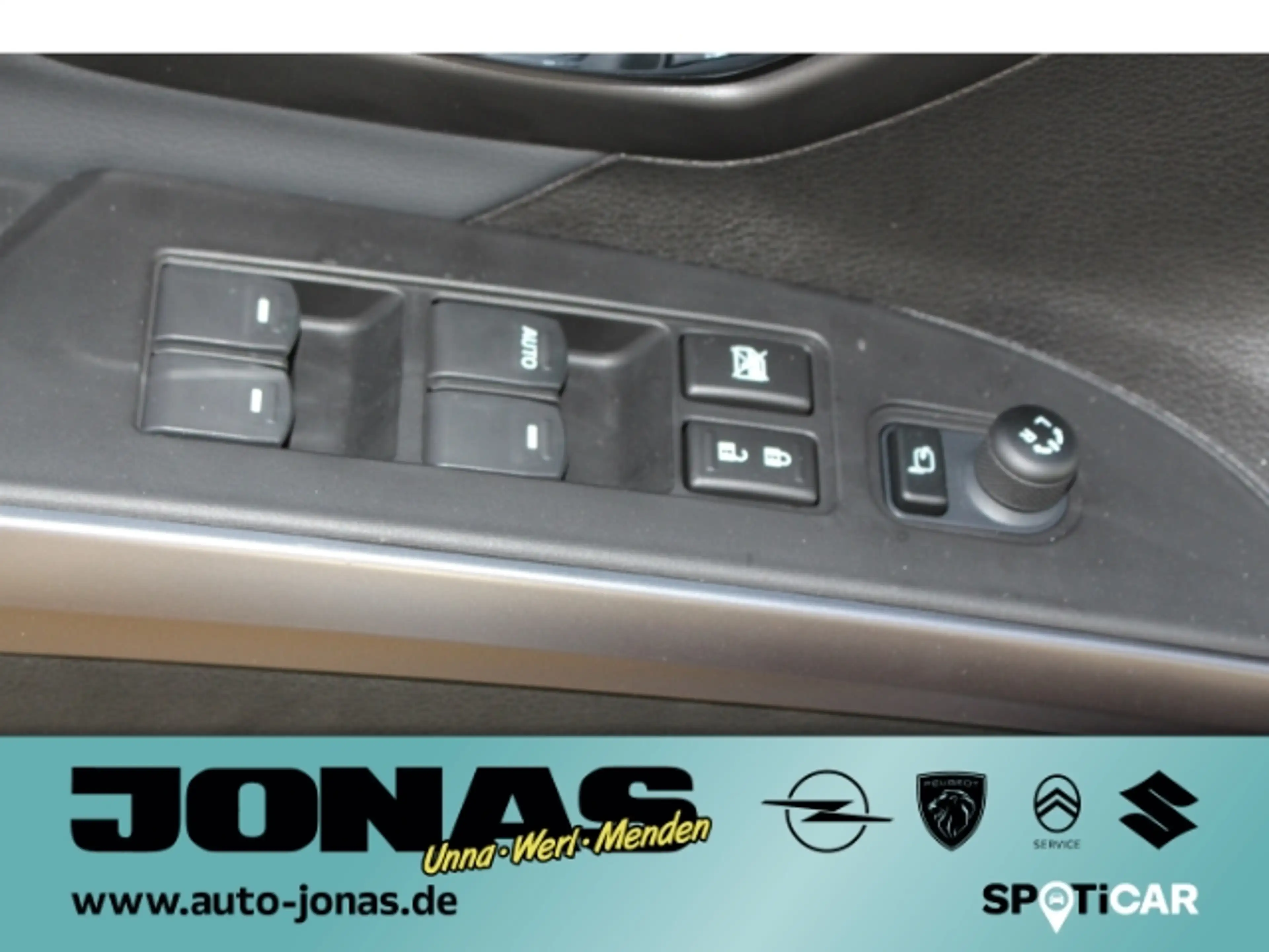 Suzuki SX4 S-Cross 1.4 Comfort+ Allgrip Hybrid — photo 12