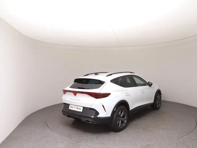 Cupra Formentor view 4