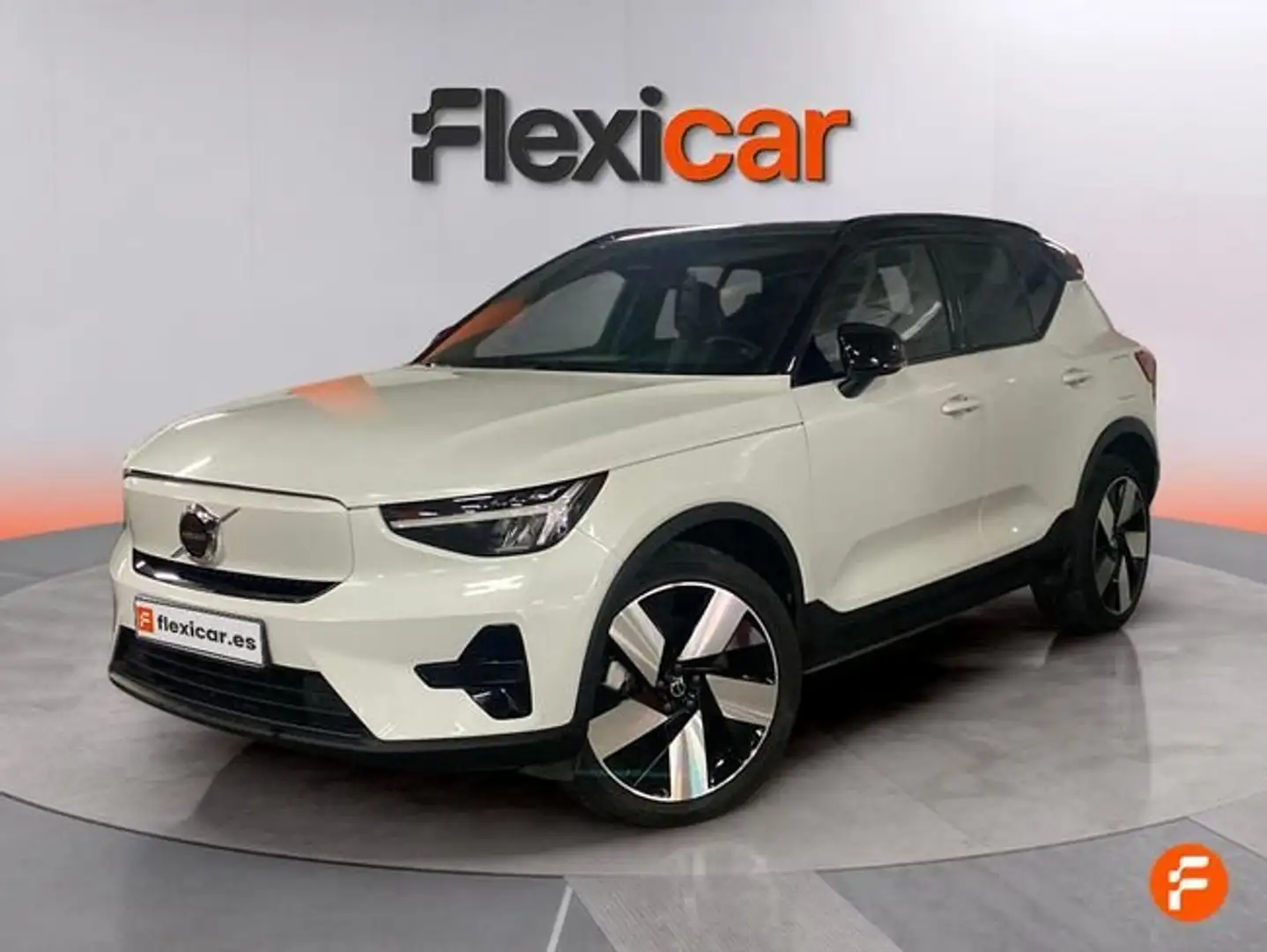 Volvo XC40 Recharge Core Eléctrico Puro Blanco - 2