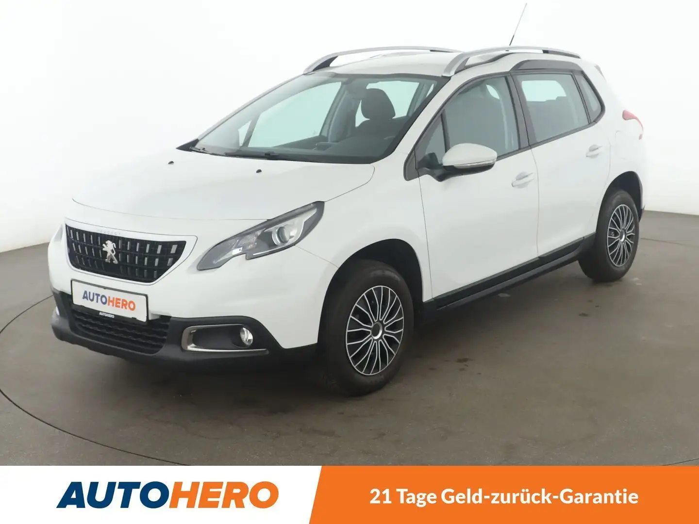 Peugeot 2008 1.2 VTi Active *TEMPO*PDC*SHZ* Weiß - 1