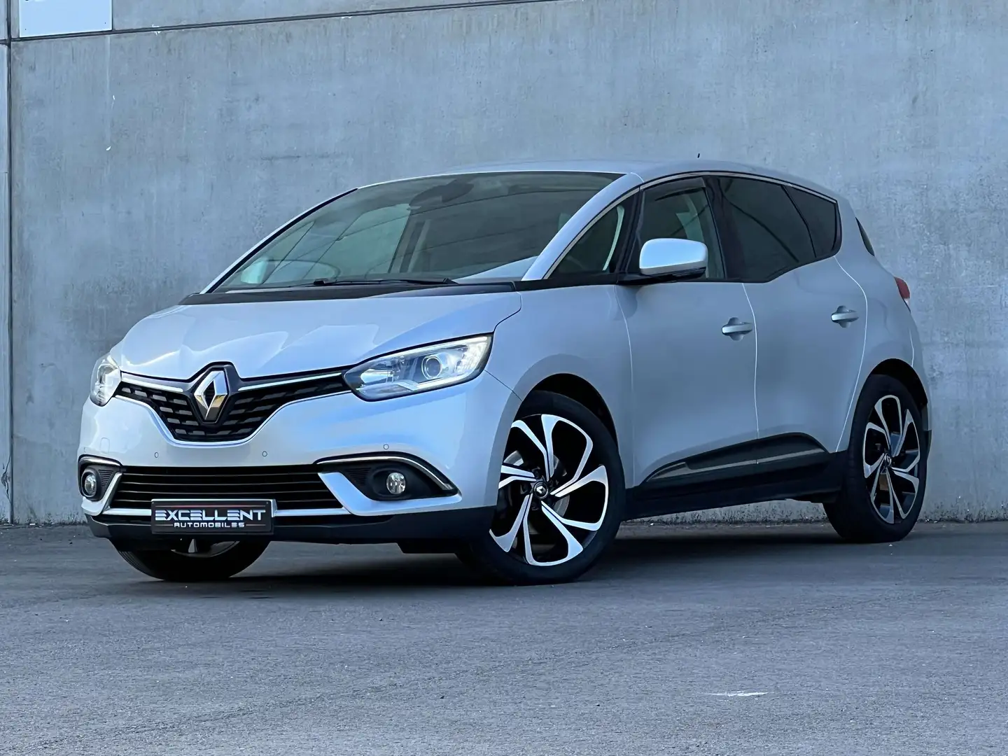 Renault Scenic 1.3 TCe*GPS*BLUETOOTH*PDC*GARANTIE 12 M Argent - 1