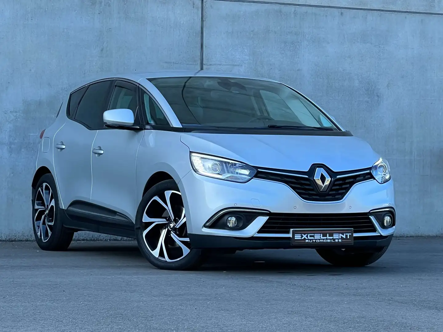 Renault Scenic 1.3 TCe*GPS*BLUETOOTH*PDC*GARANTIE 12 M Argent - 2