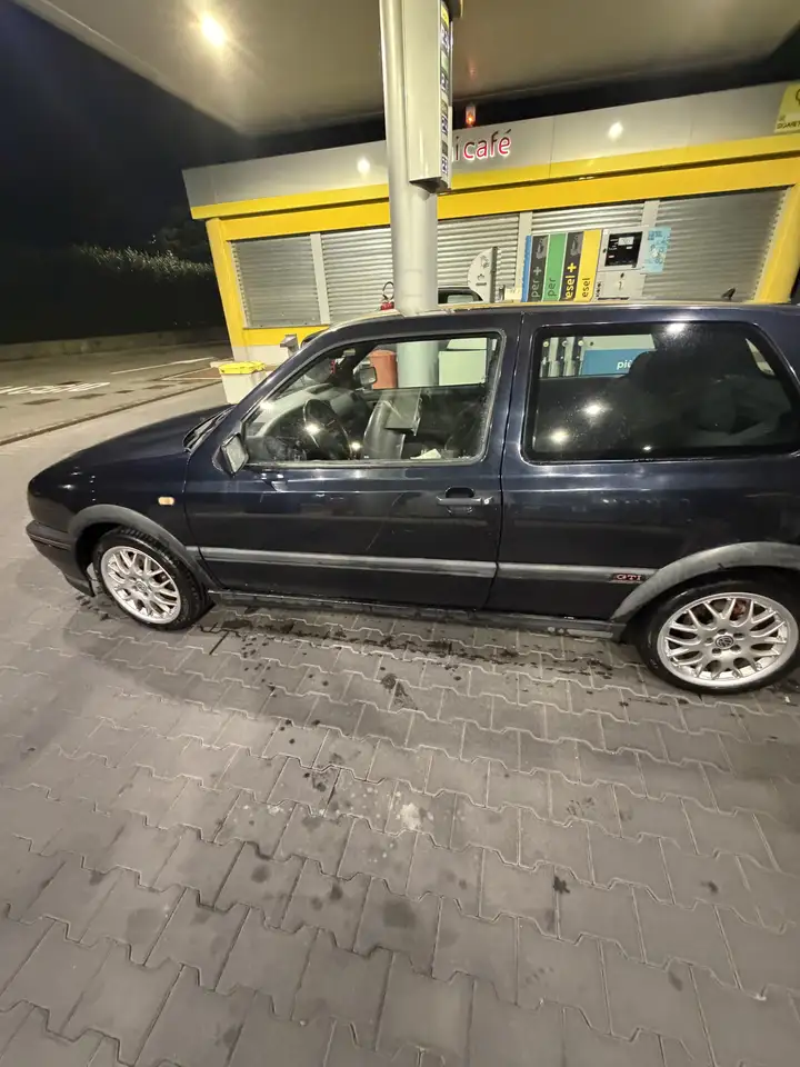 Volkswagen Golf GTI 3p 2.0 16v 20years edition, foto 3