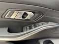 BMW 330 i Aut. Schwarz - thumbnail 13