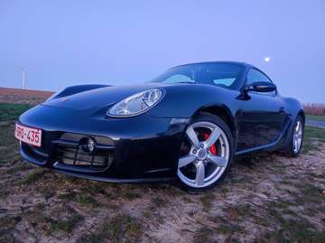 2.7L. Boîte manuelle. VÉHICULE BELGE.