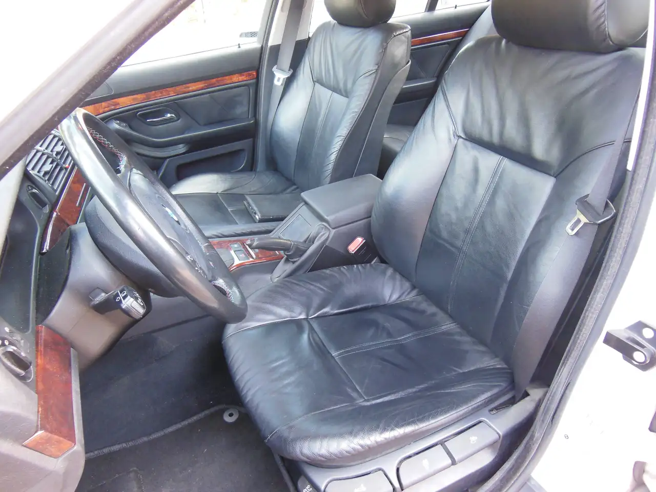 BMW 528 Serie 5 E39 Berlina 528i Attiva, foto 8