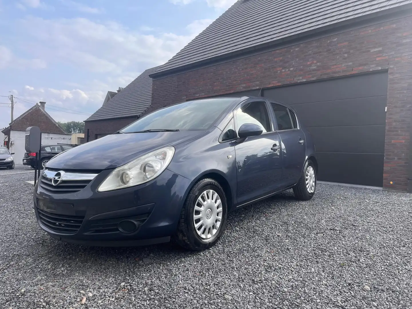 Opel Corsa 1.4 16V Automatik Edition Bleu - 1