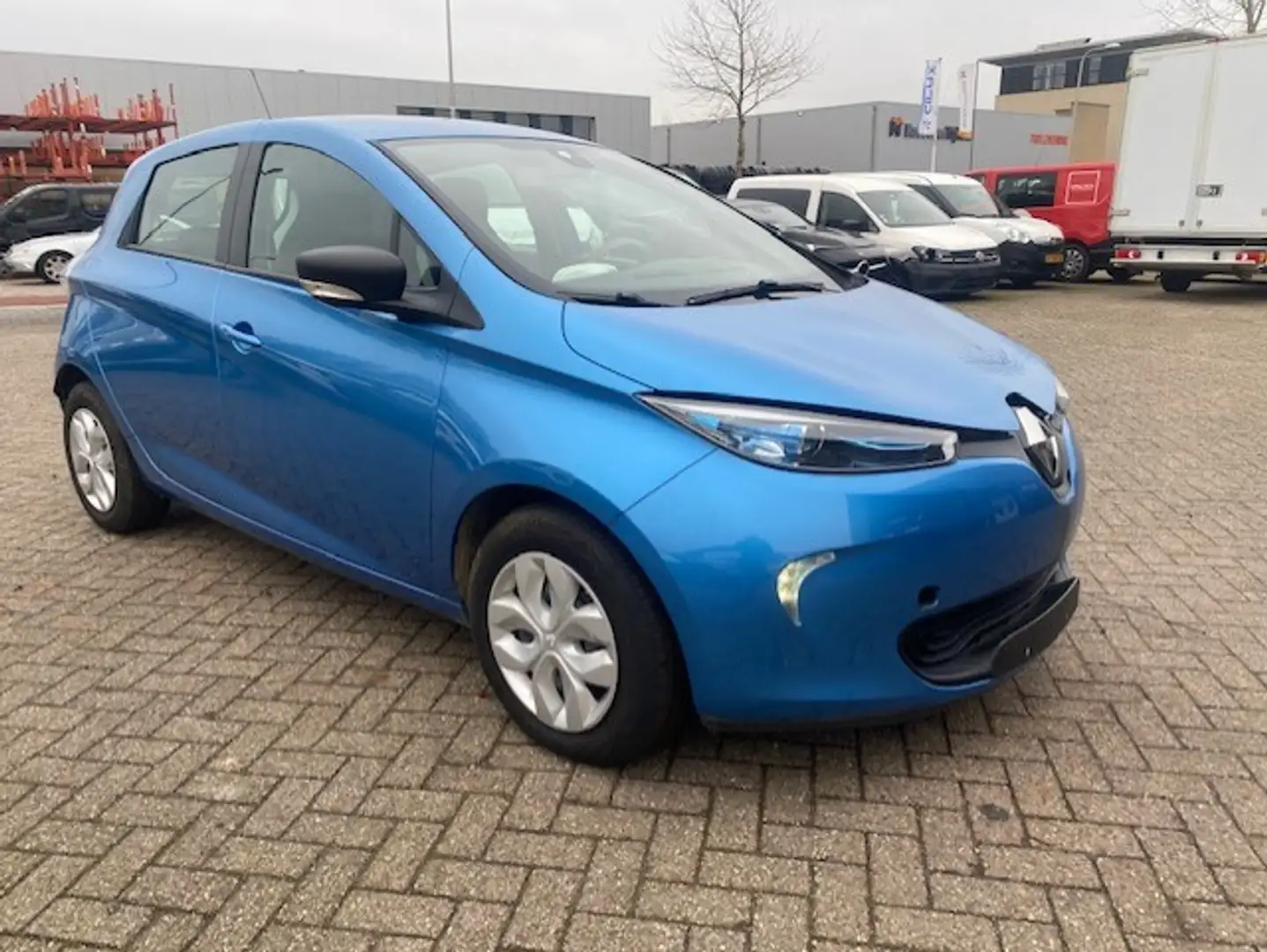 Renault ZOE R90 Life 41 kWh FULL ELECTRIC INCL. BATTERY!! AUT. Blauw - 1