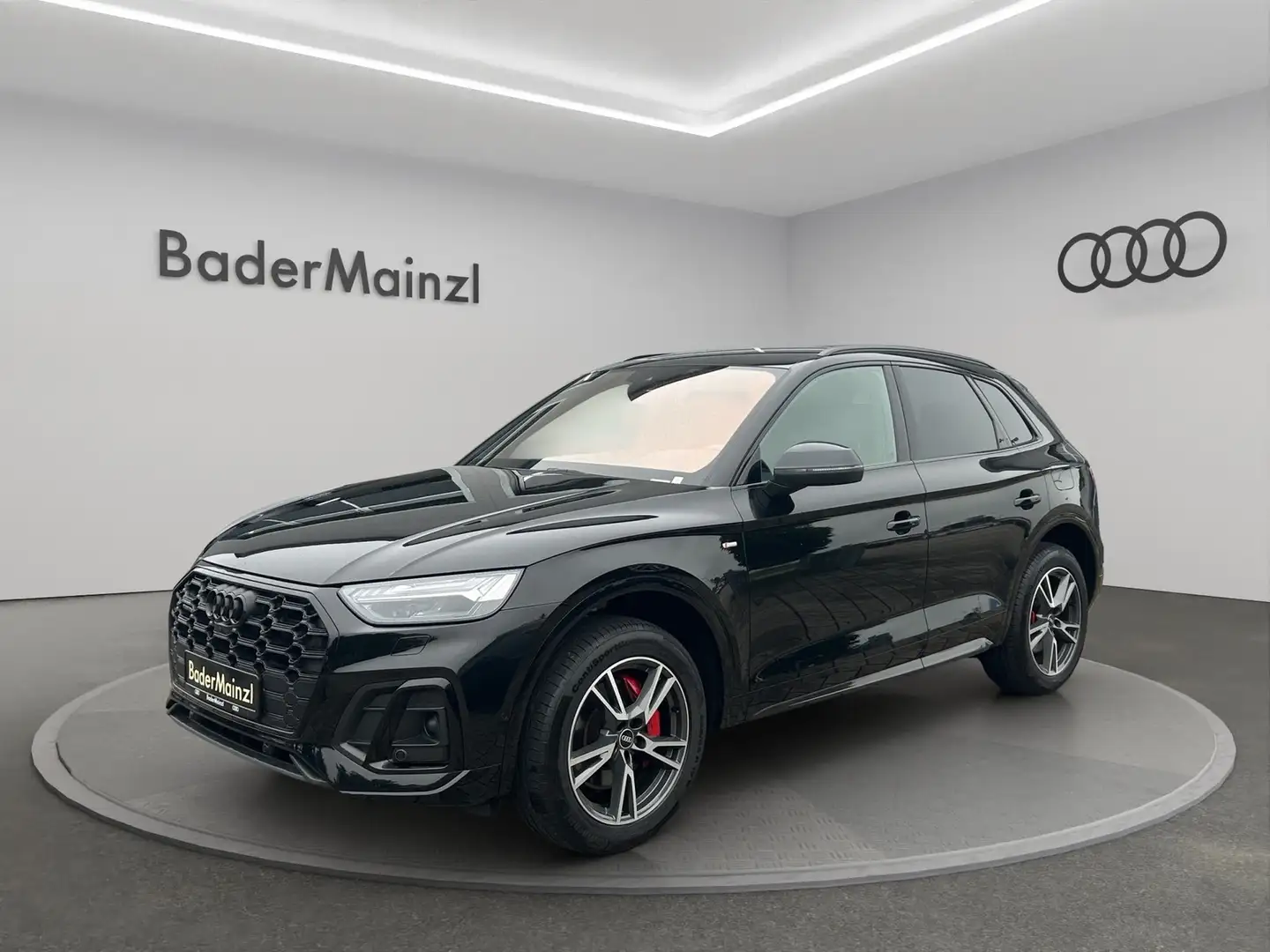 Audi Q5 2.0 TFSIe quattro S Line S tronic Matrix Schwarz - 1