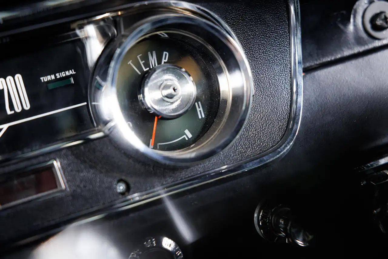 Ford Mustang Fastback Restomod - Performance Mustang - High Com, foto 10