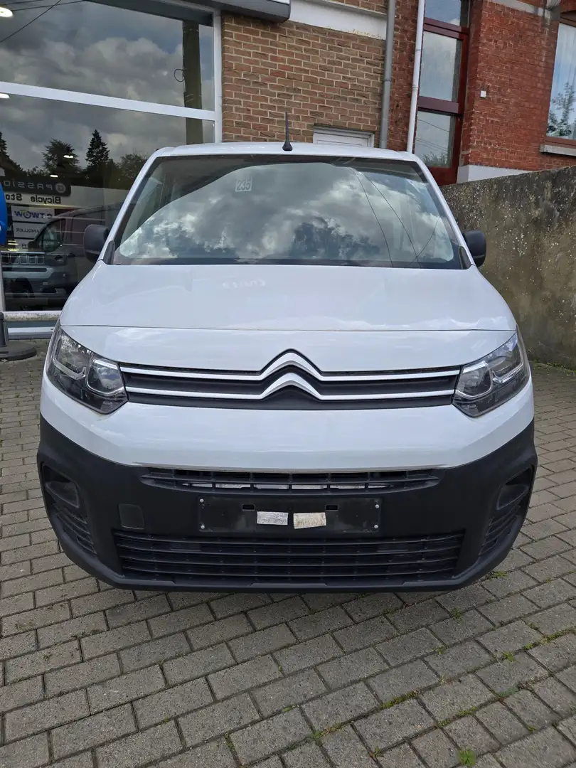 Citroen Berlingo Berlingo 1.5 BlueHDi M Light XX KIT PNEUS HIVER XX Weiß - 2