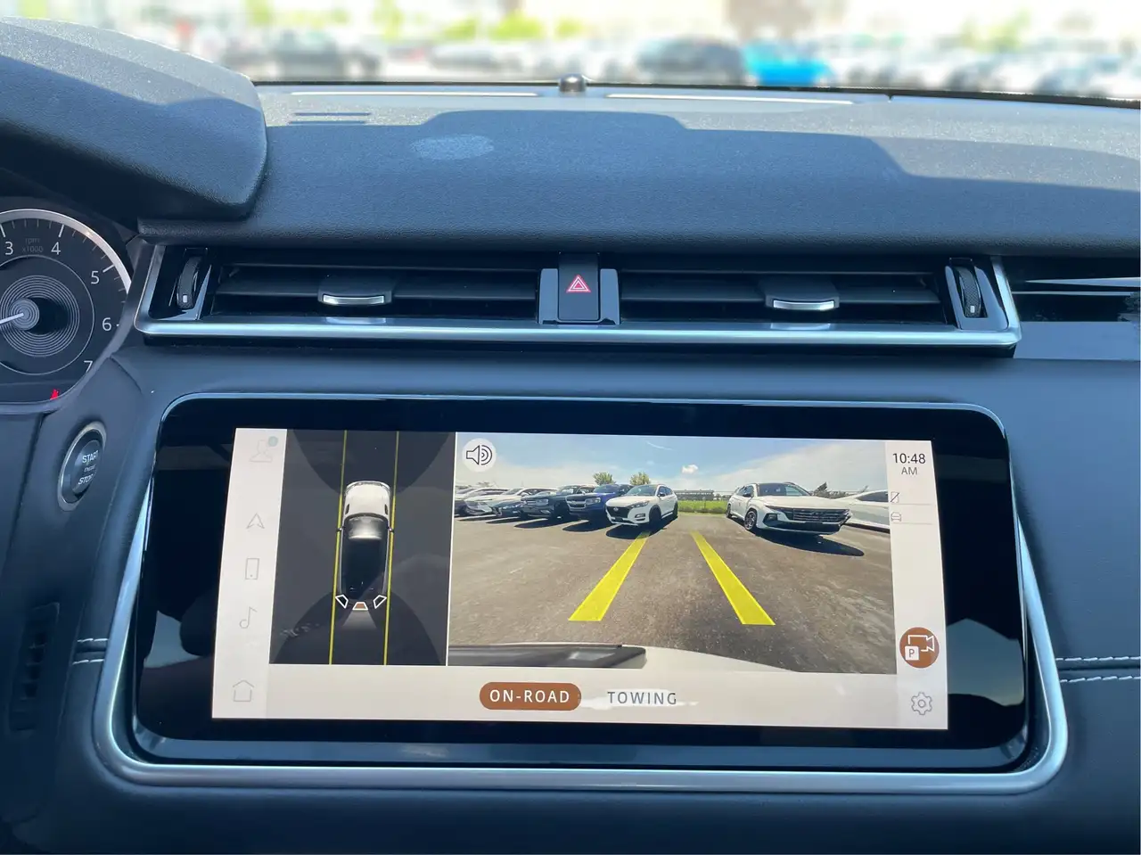 Land Rover Range Rover Velar photo Land Rover Range Rover Velar