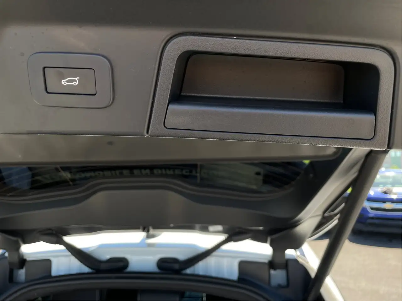 Land Rover Range Rover Velar photo Land Rover Range Rover Velar