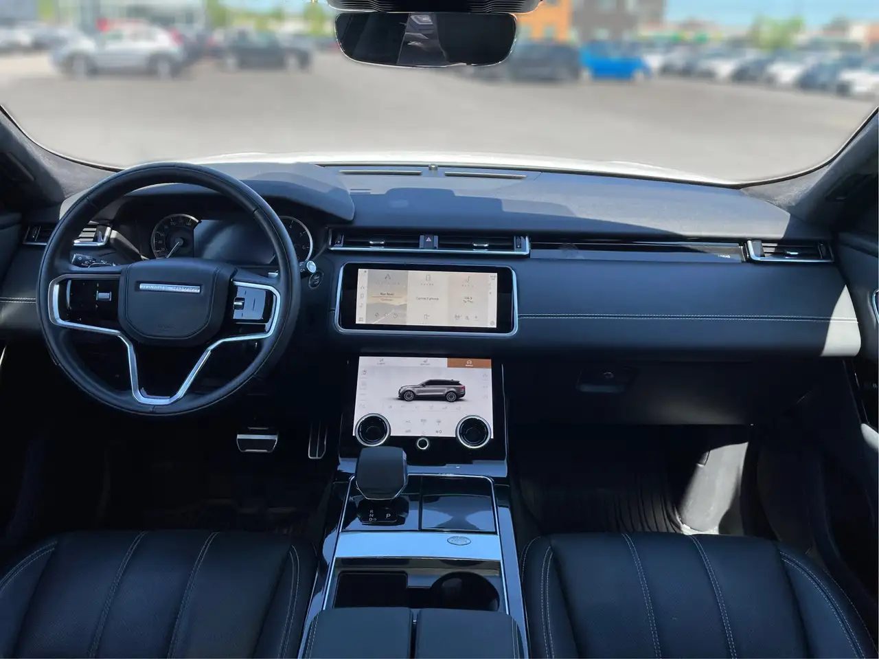 Land Rover Range Rover Velar photo Land Rover Range Rover Velar