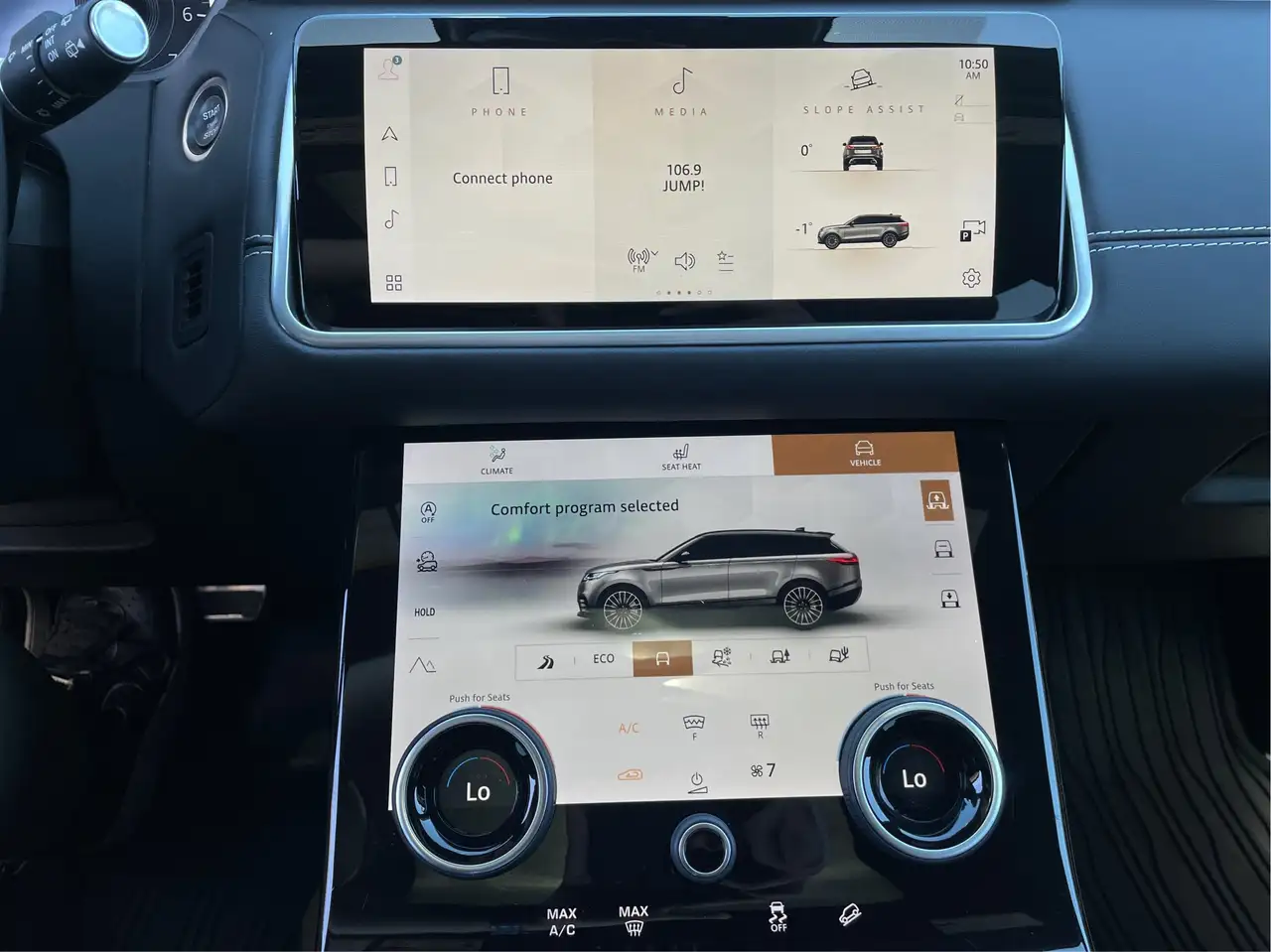 Land Rover Range Rover Velar photo Land Rover Range Rover Velar