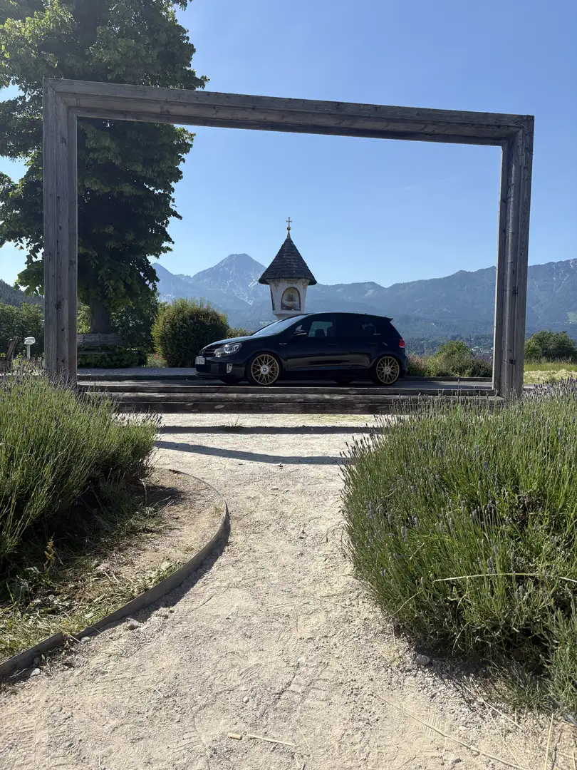 Volkswagen Golf GTI 2,0 DSG - 2