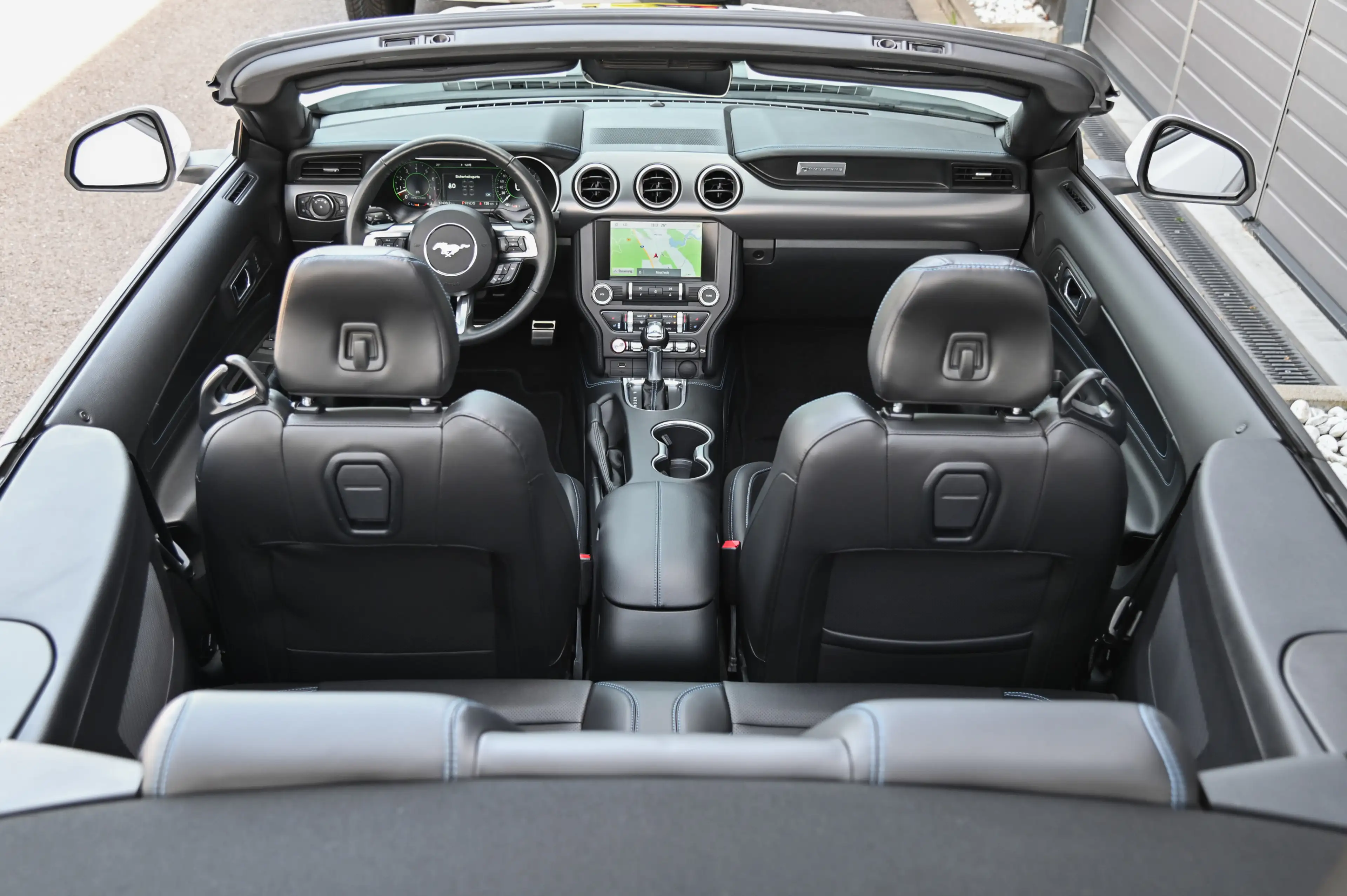 Ford Mustang Cabrio 5.0 Ti-VCT V8 GT Aut. *GRAIL !* — photo 10