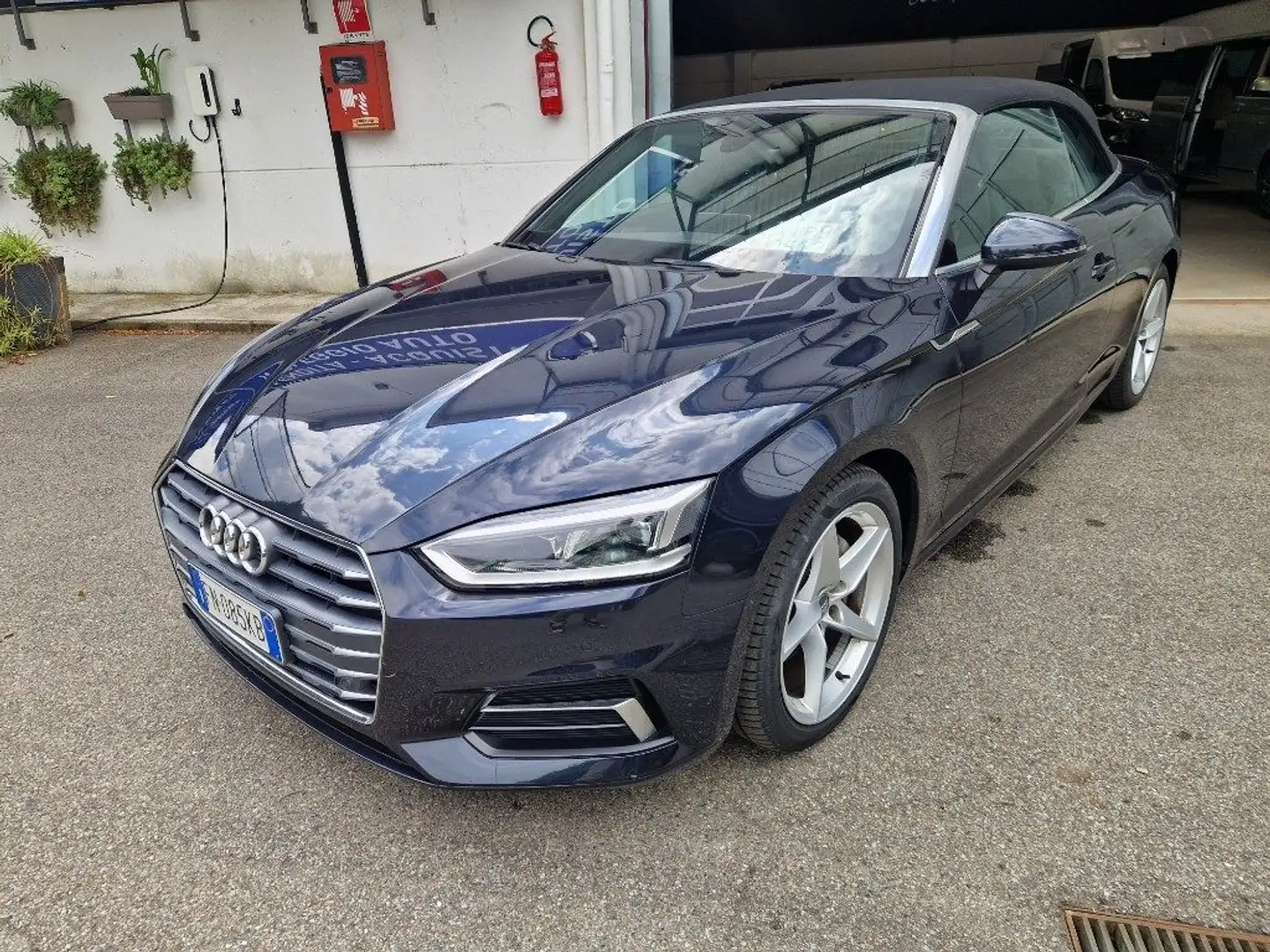 Audi A5 Cabrio 2.0 TDI 190 CV S tronic Business Sport Blu/Azzurro - 2