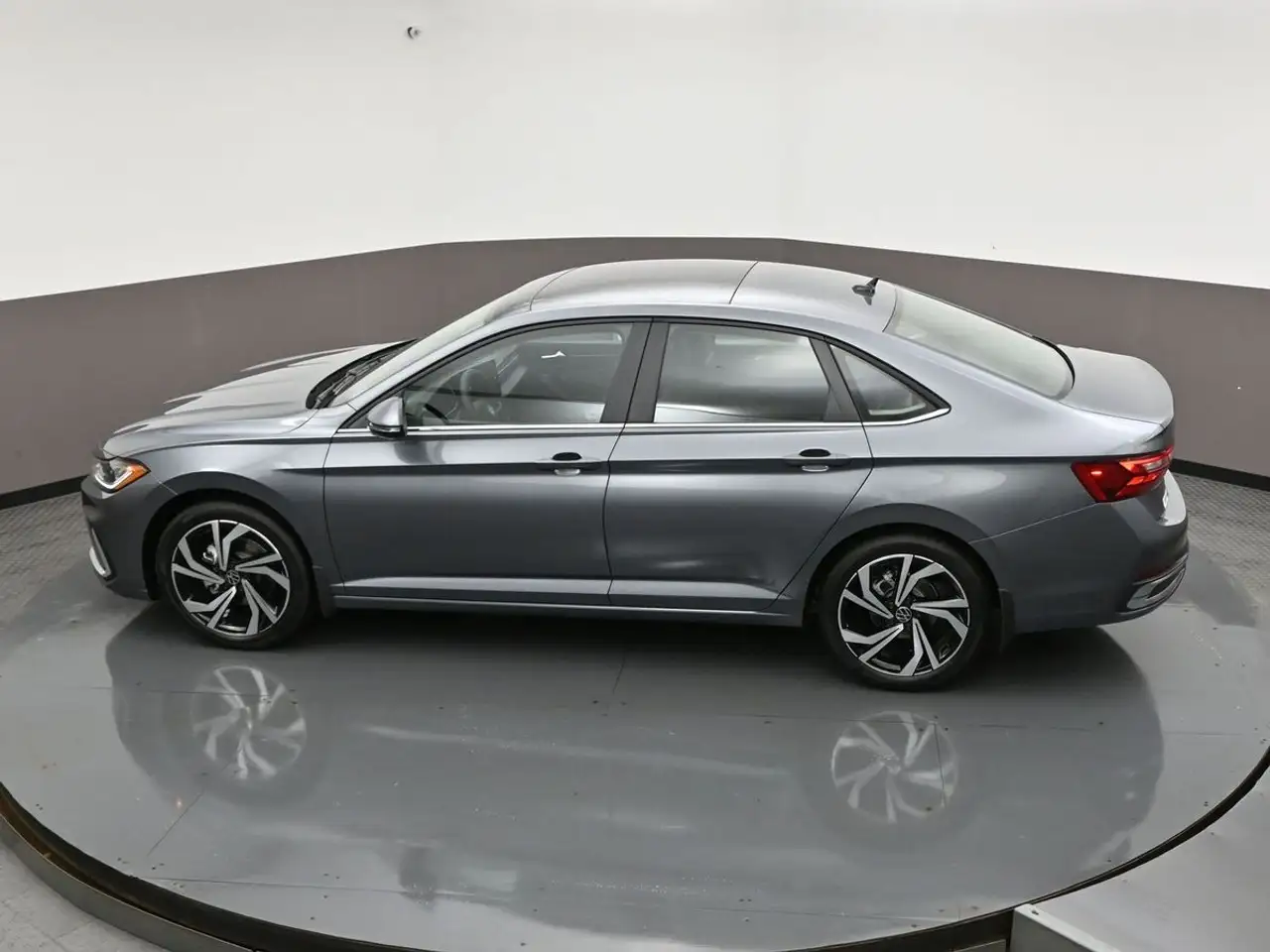 Volkswagen Jetta снимка Volkswagen Jetta