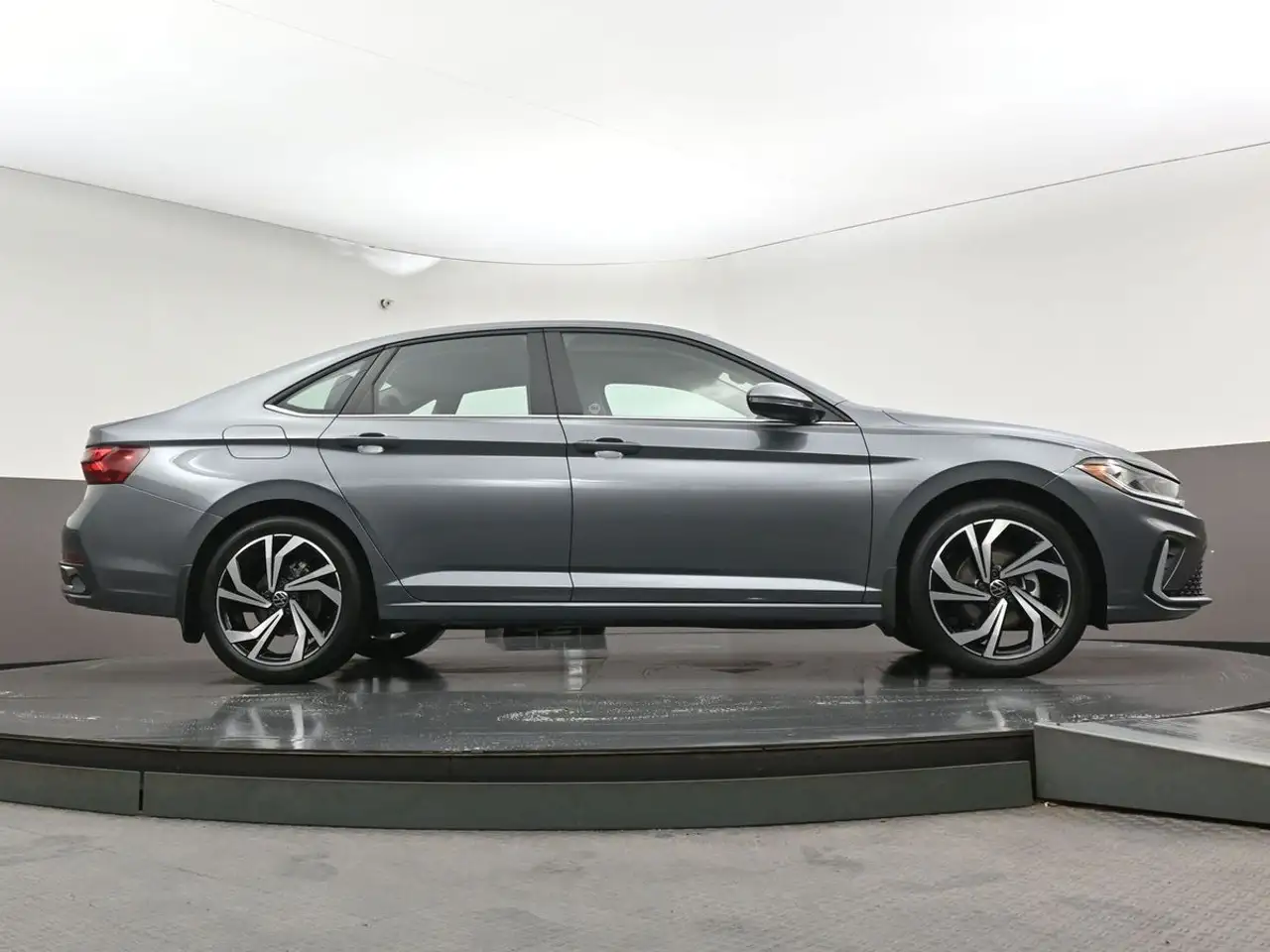 Volkswagen Jetta снимка Volkswagen Jetta