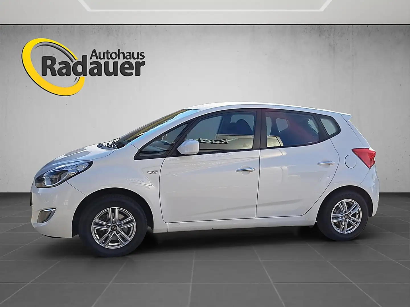 Hyundai iX20 1,4 CVVT Europe Weiß - 2