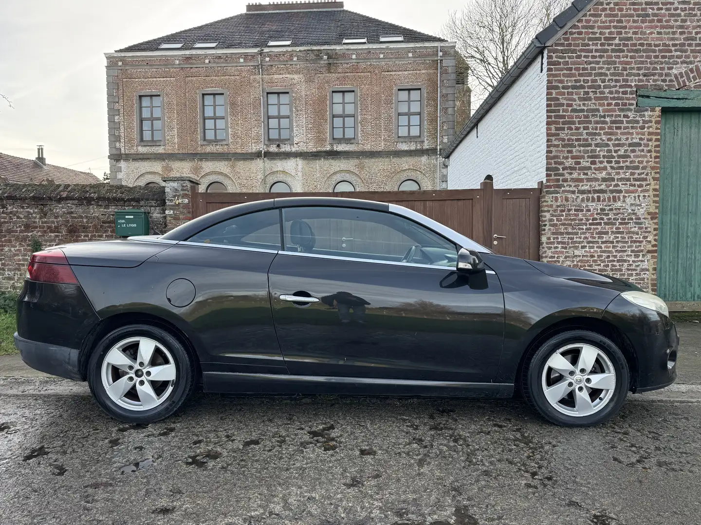 Renault Megane CC 1.5 dCi Dynamique FAP Zwart - 2