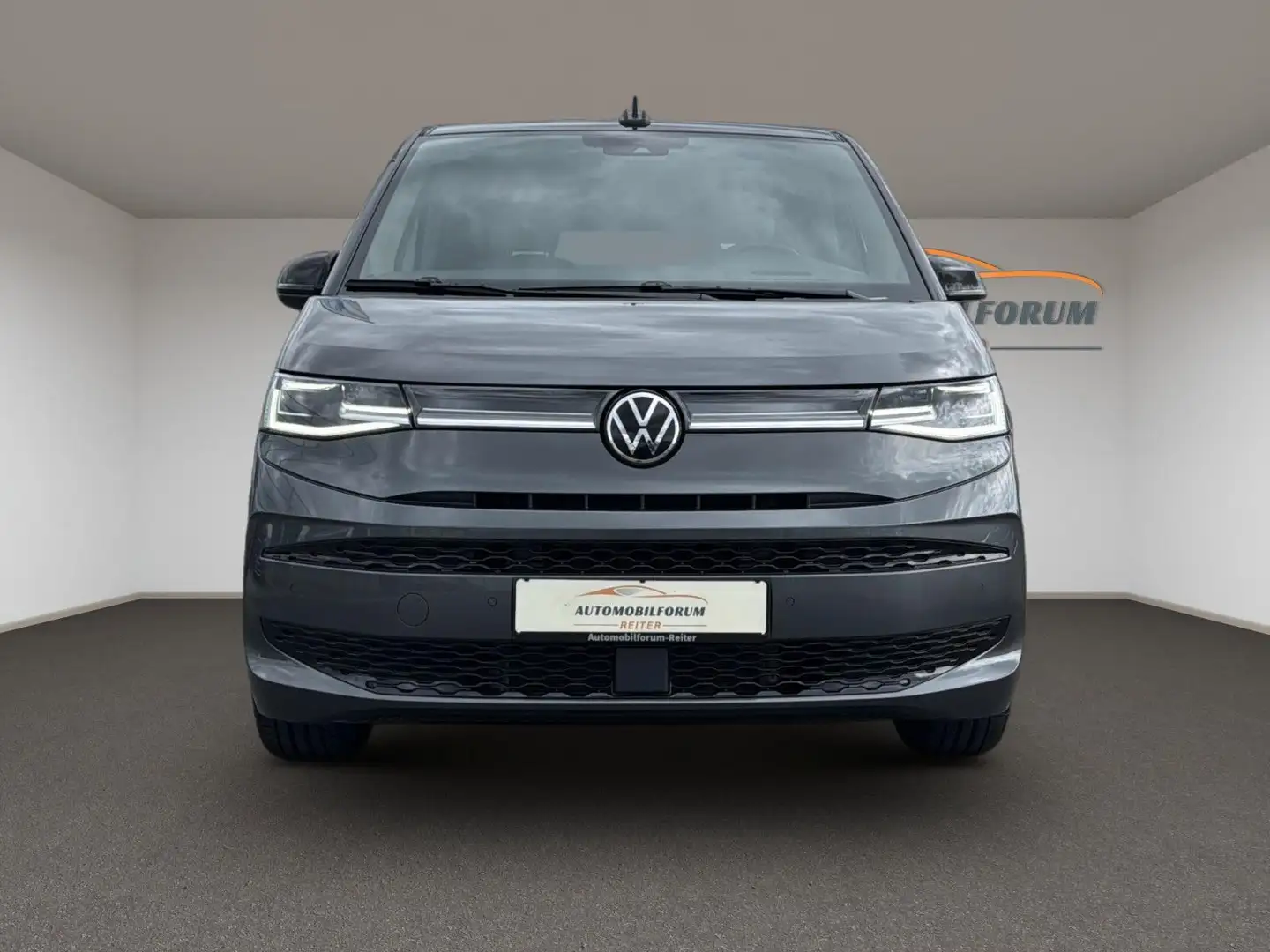 Volkswagen T7 Multivan Edition Vollausstattung Grau - 2