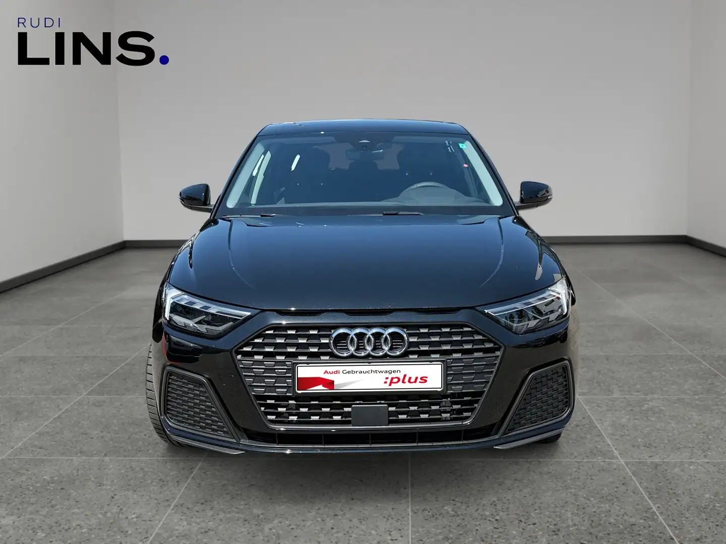 Audi A1 25 TFSI intense Schwarz - 2