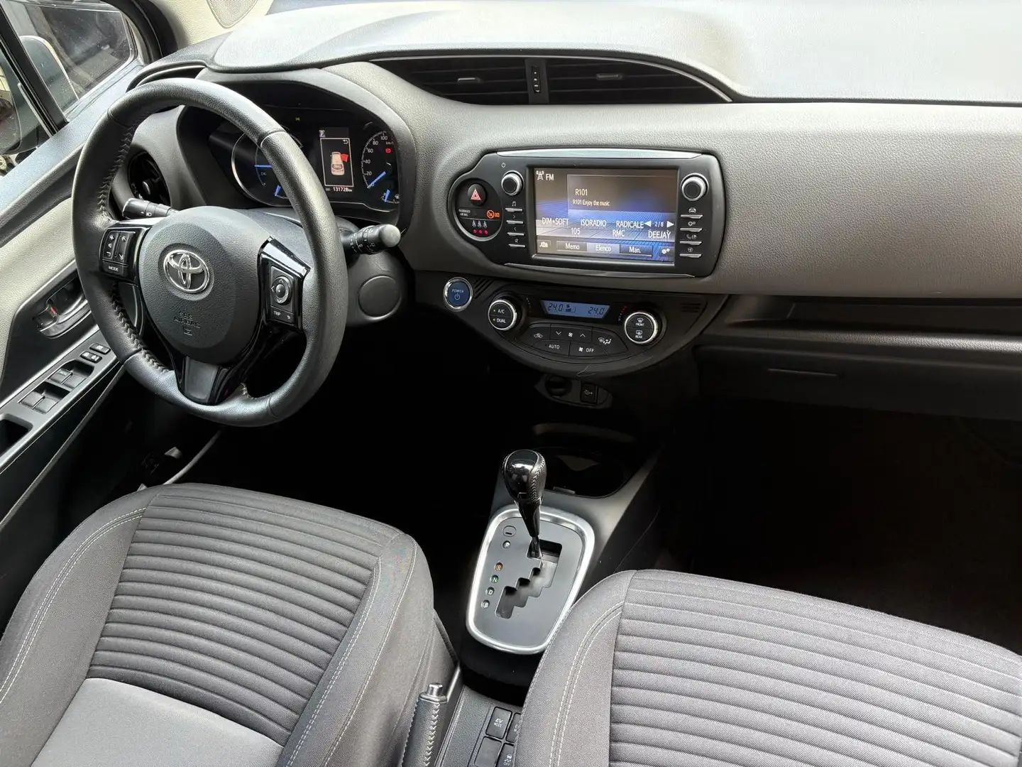 Toyota Yaris Yaris 5p 1.5h Cool Grigio - 2