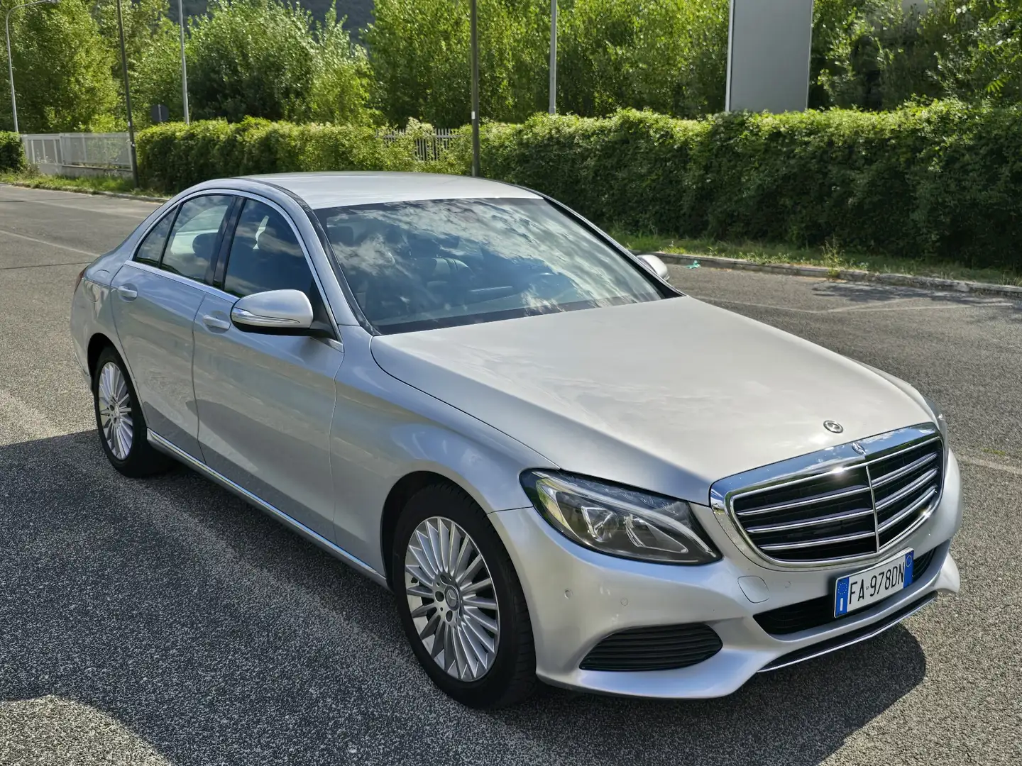 Mercedes-Benz 220 Exclusive Argintiu - 2