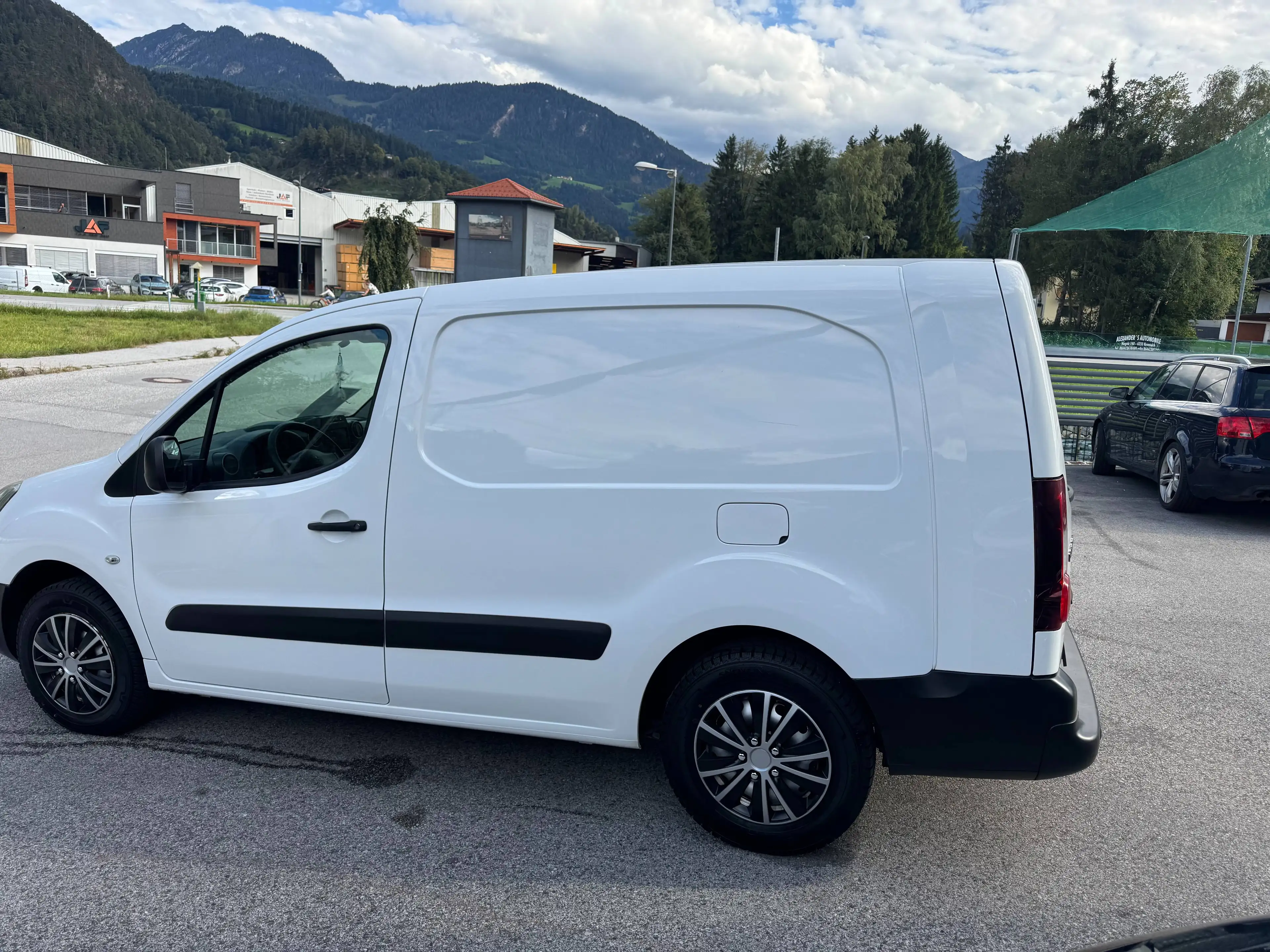 Peugeot Partner L2 Premium — photo 10
