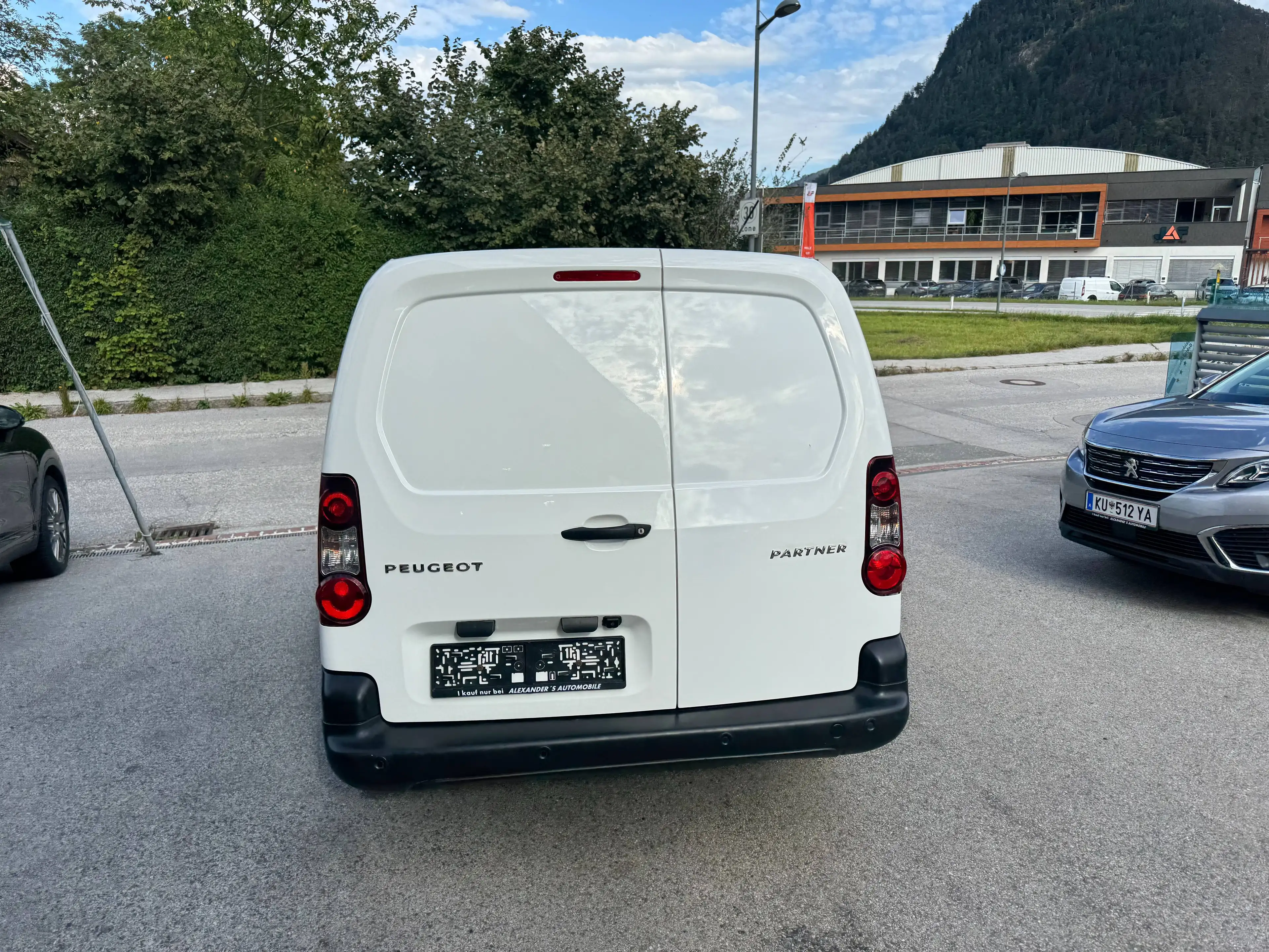 Peugeot Partner L2 Premium — photo 9