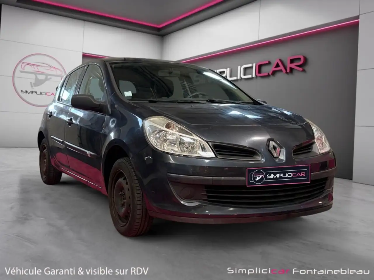 Renault Clio III EXPRESSION 1.2 16V