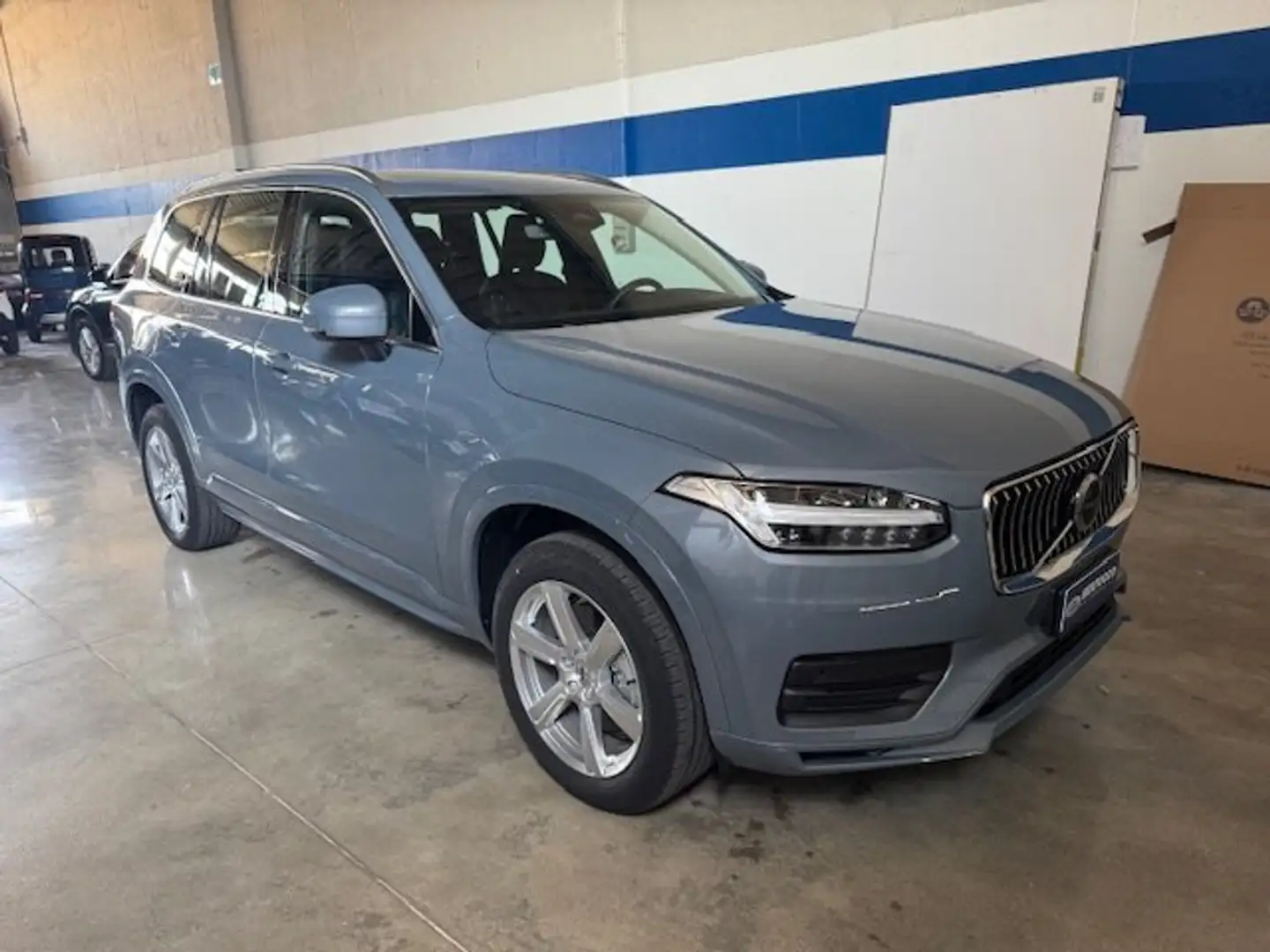 Volvo XC90 2.0 DIESEL/MILD HYBRID KM 0 7 POSTI Grigio - 2