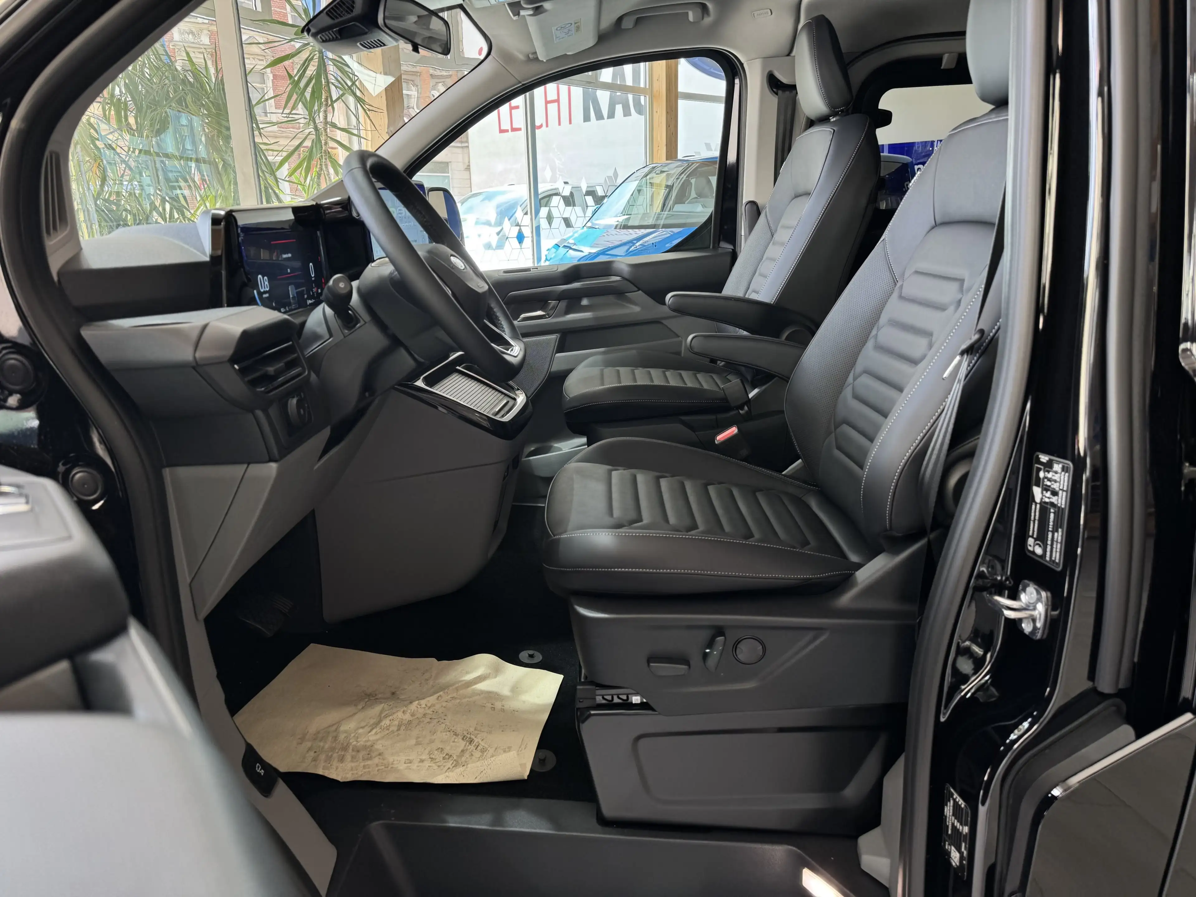 Ford Tourneo Custom Titanium X L1 FWD — photo 10