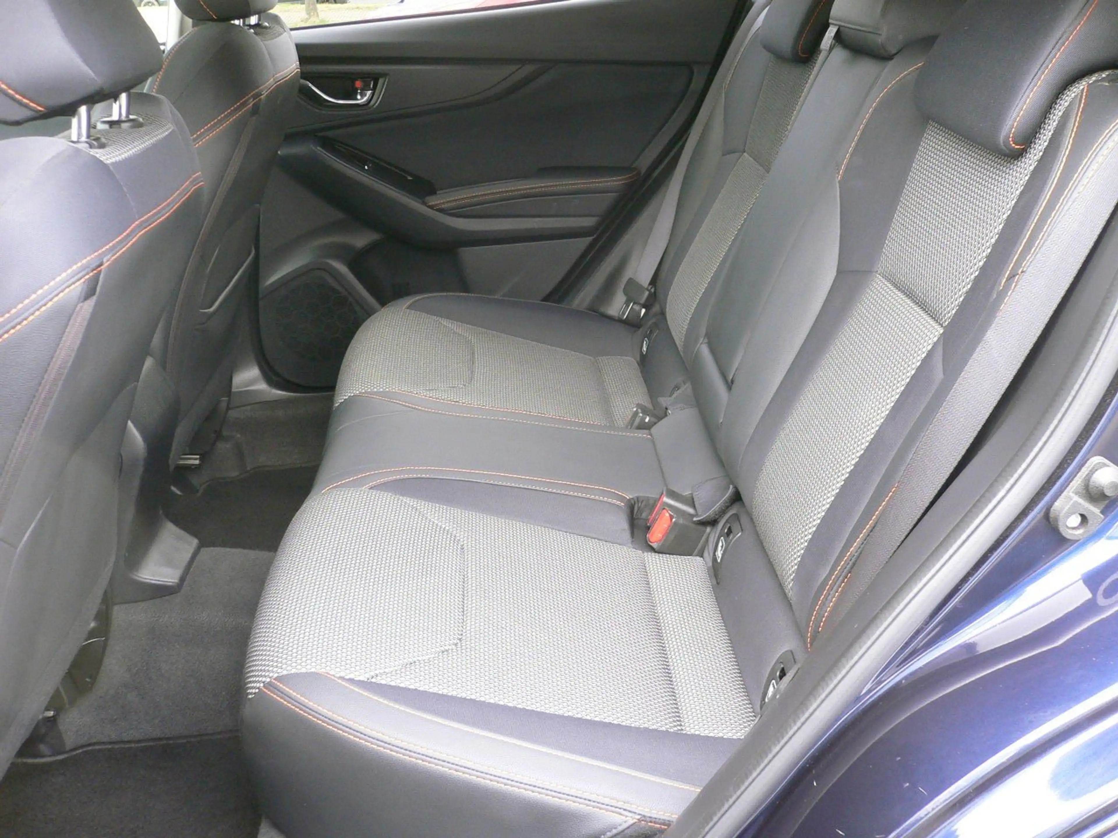 Subaru XV 2.0i Exclusive Lineartronic LED Navi AHK — photo 11