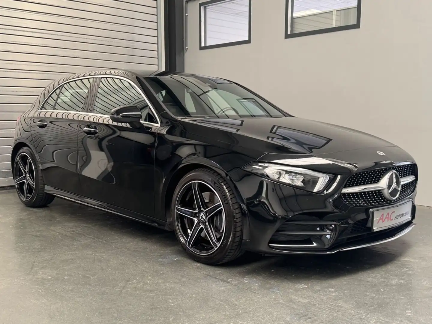 Mercedes-Benz A 220 d 8G-DCT6/AMG/Leder-Alcantara/Keyless-go Чёрный - 1