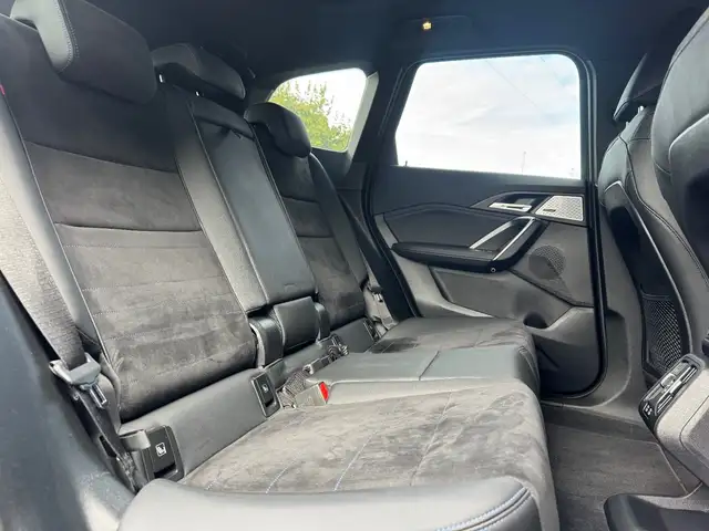 BMW X1 view 10