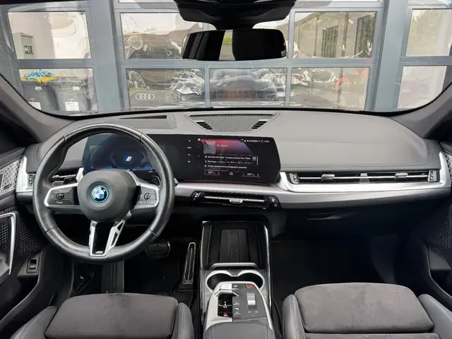BMW X1 view 7